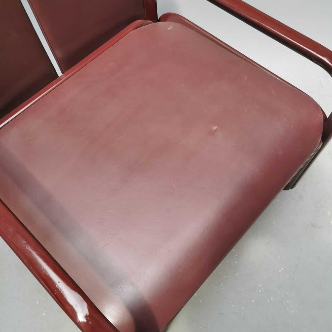 Armchair 54, Gae Aulenti, Knoll International. This piece is attributed to the designer/manufacturer shown above. It has no attribution mark
Mid-Century Style, Modern Italian, Modernist
Condition Good - This vintage/antique item may show some