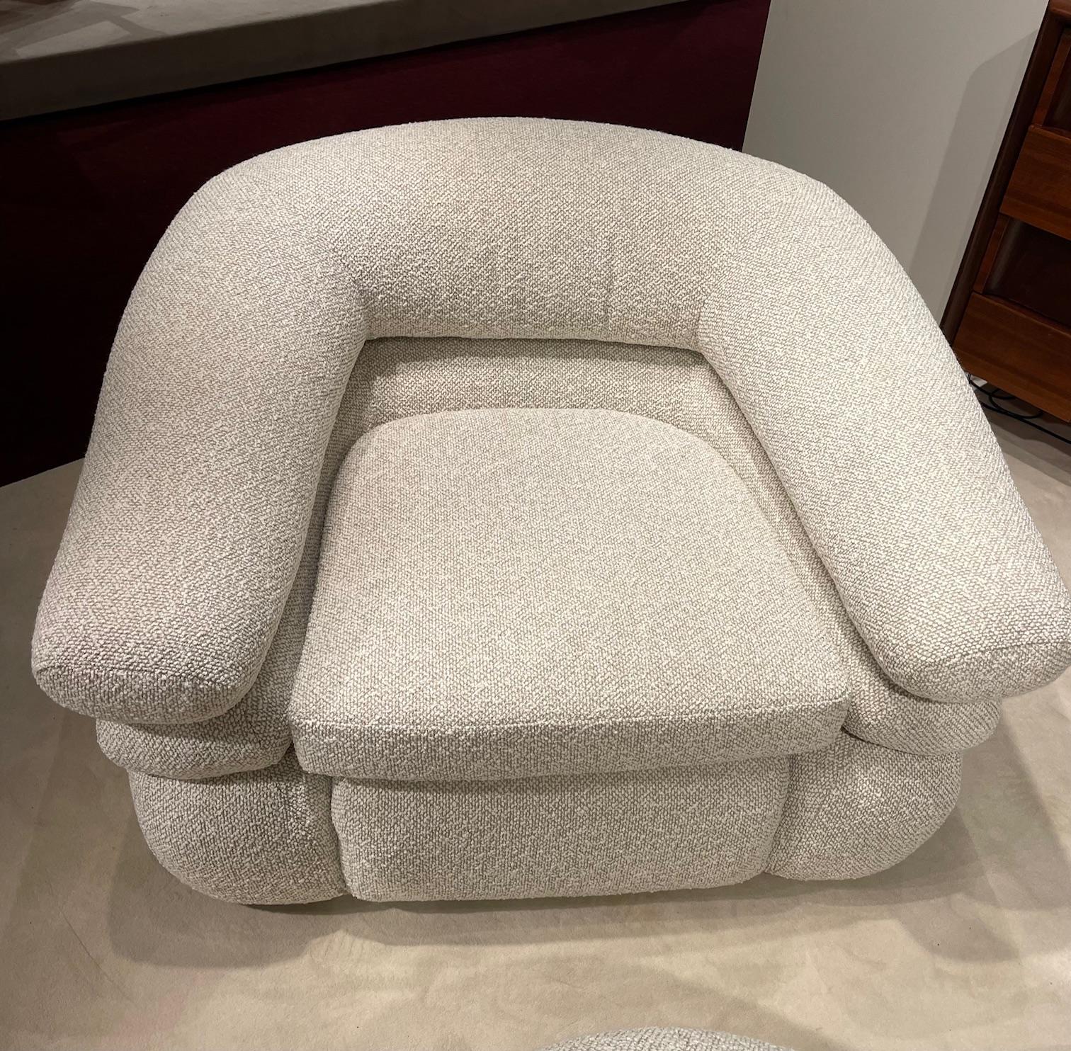 italien Ensemble fauteuil et pouf D'URBINO et LOMAZZI en vente