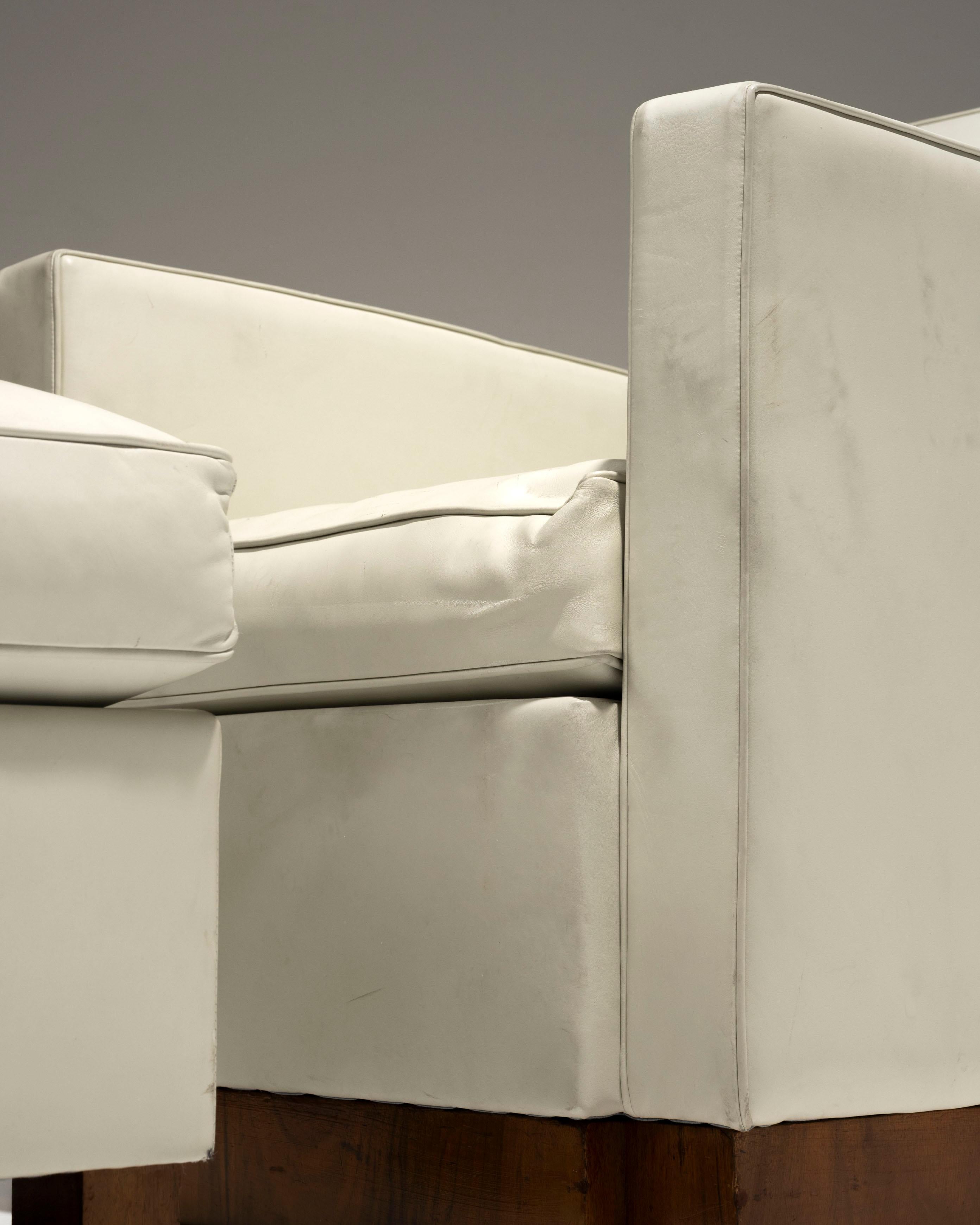 Mid-20th Century Armchair and Ottoman in White Leather, Jacques Adnet, 1930s For Sale