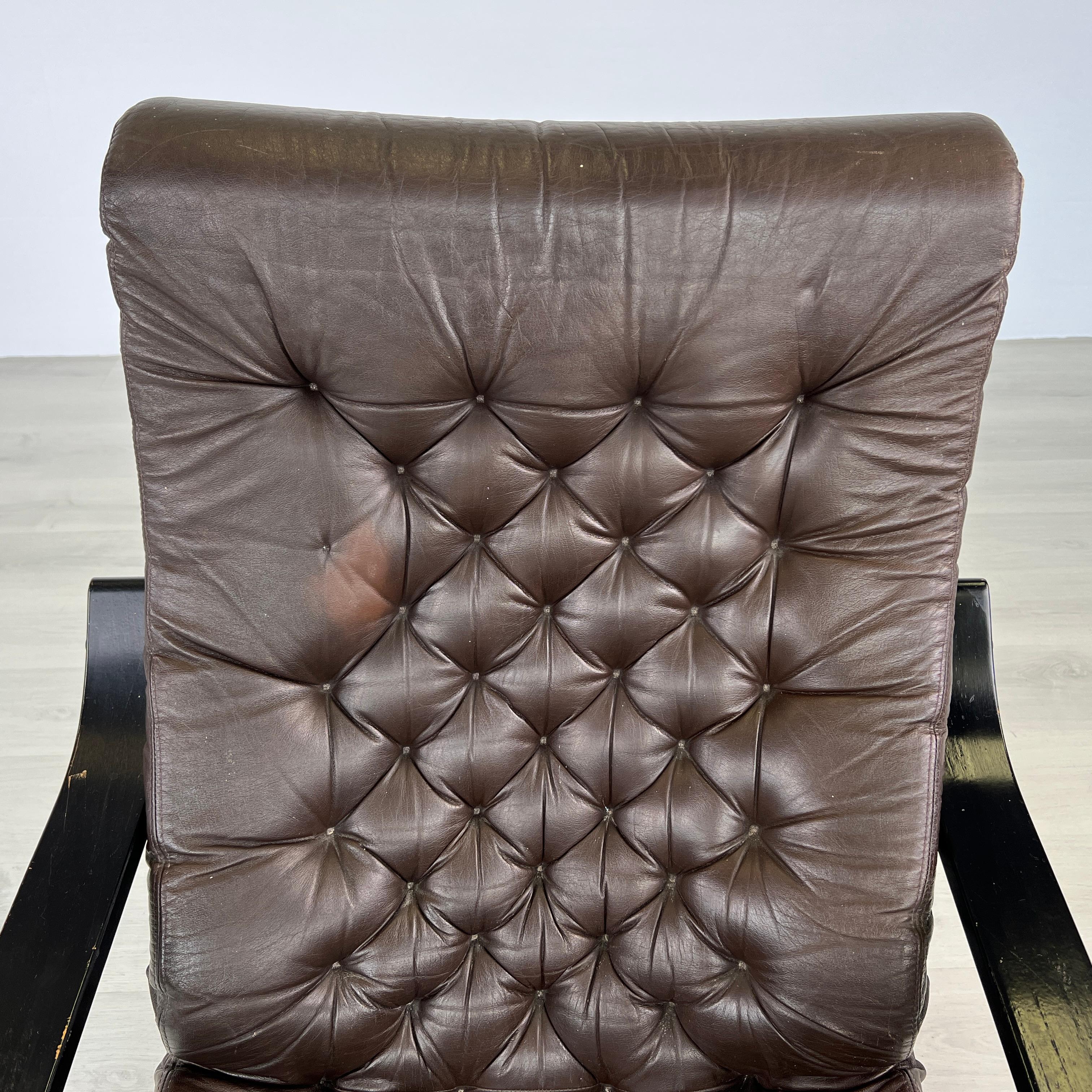 Cuir Fauteuil et ottomane Poème de Noboru Nakamura en vente