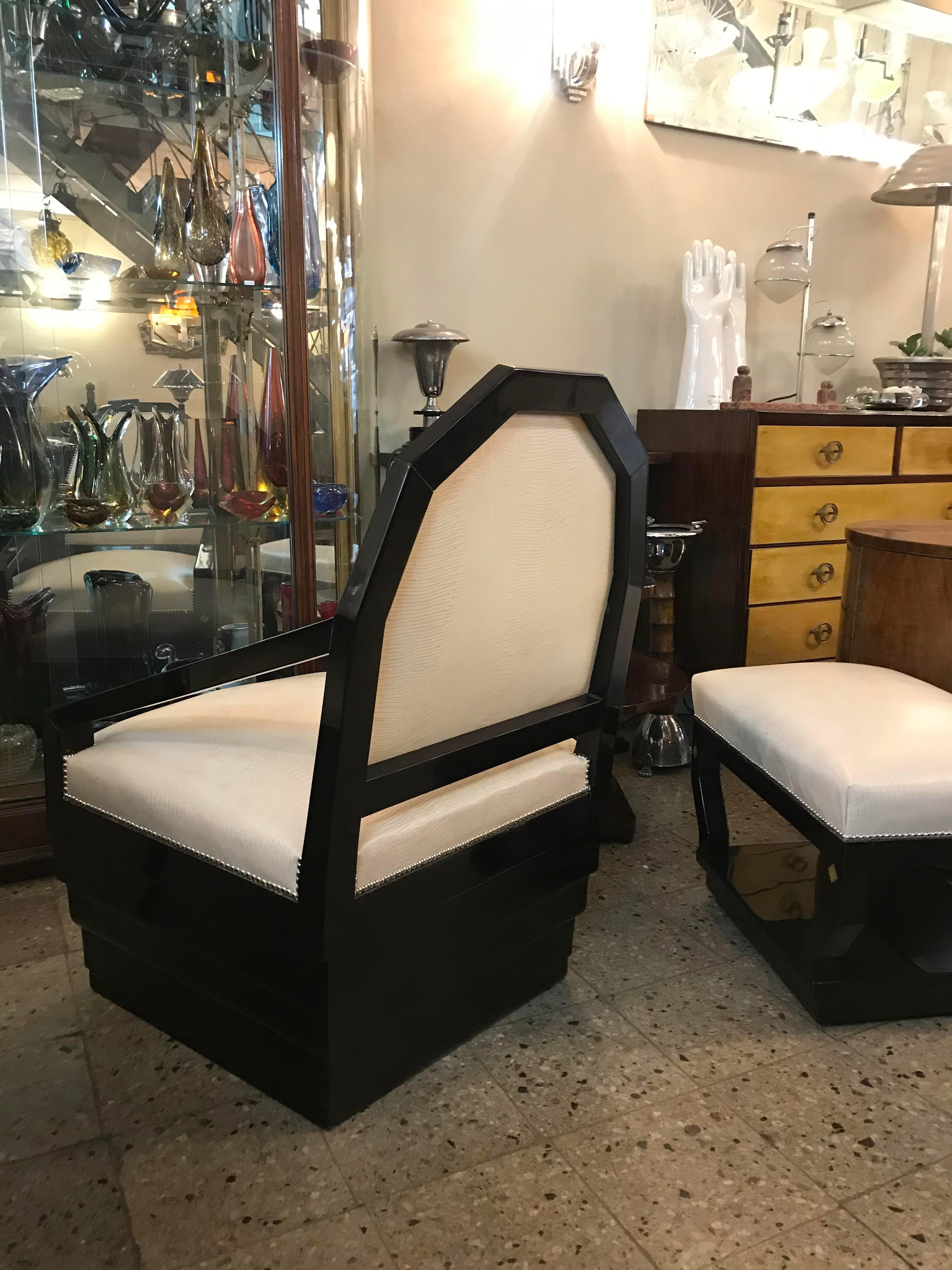 French Armchair and stool in leather and wood in Art Deco style, 1930 For Sale