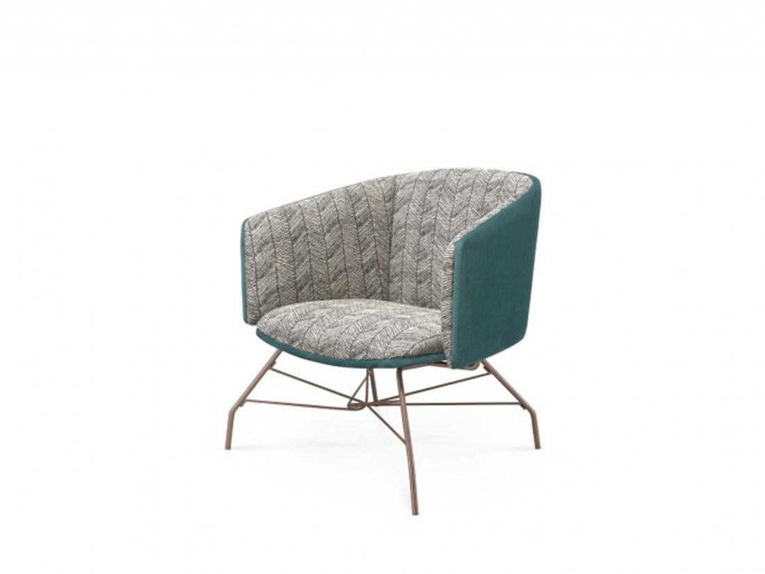 Sessel:: Sessel mit Metallfüßen (Moderne) im Angebot