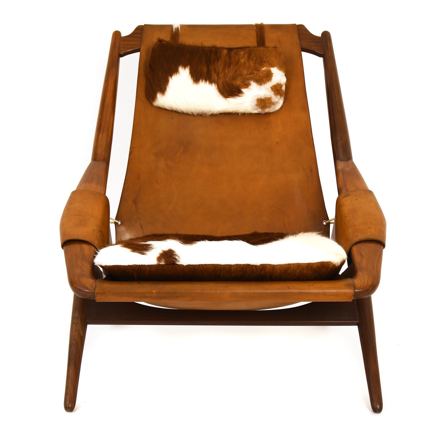 Italian Armchair Arne Tidemand-Ruud Made for ISA Bergamo Italy Teak and Leather