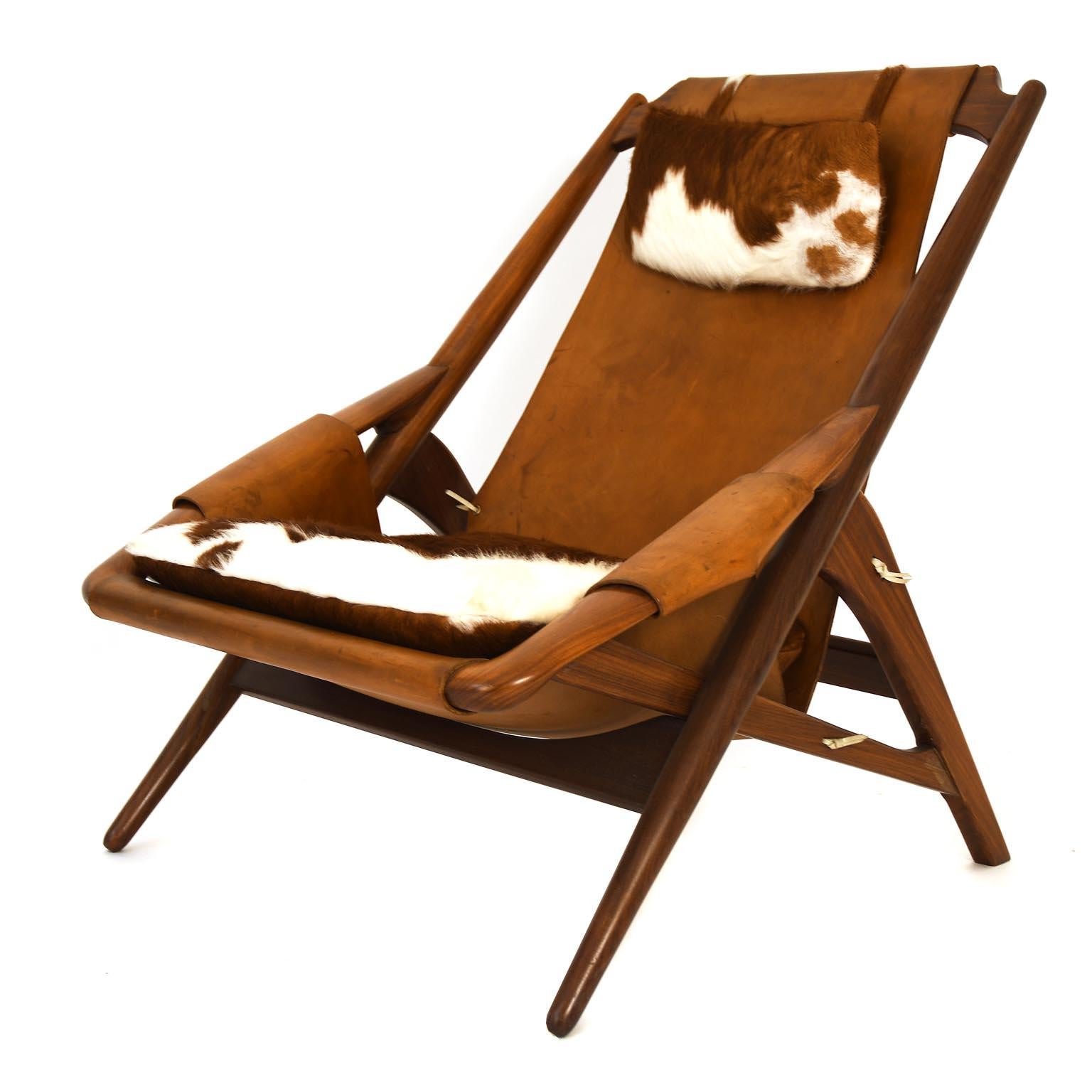 Mid-20th Century Armchair Arne Tidemand-Ruud Made for ISA Bergamo Italy Teak and Leather