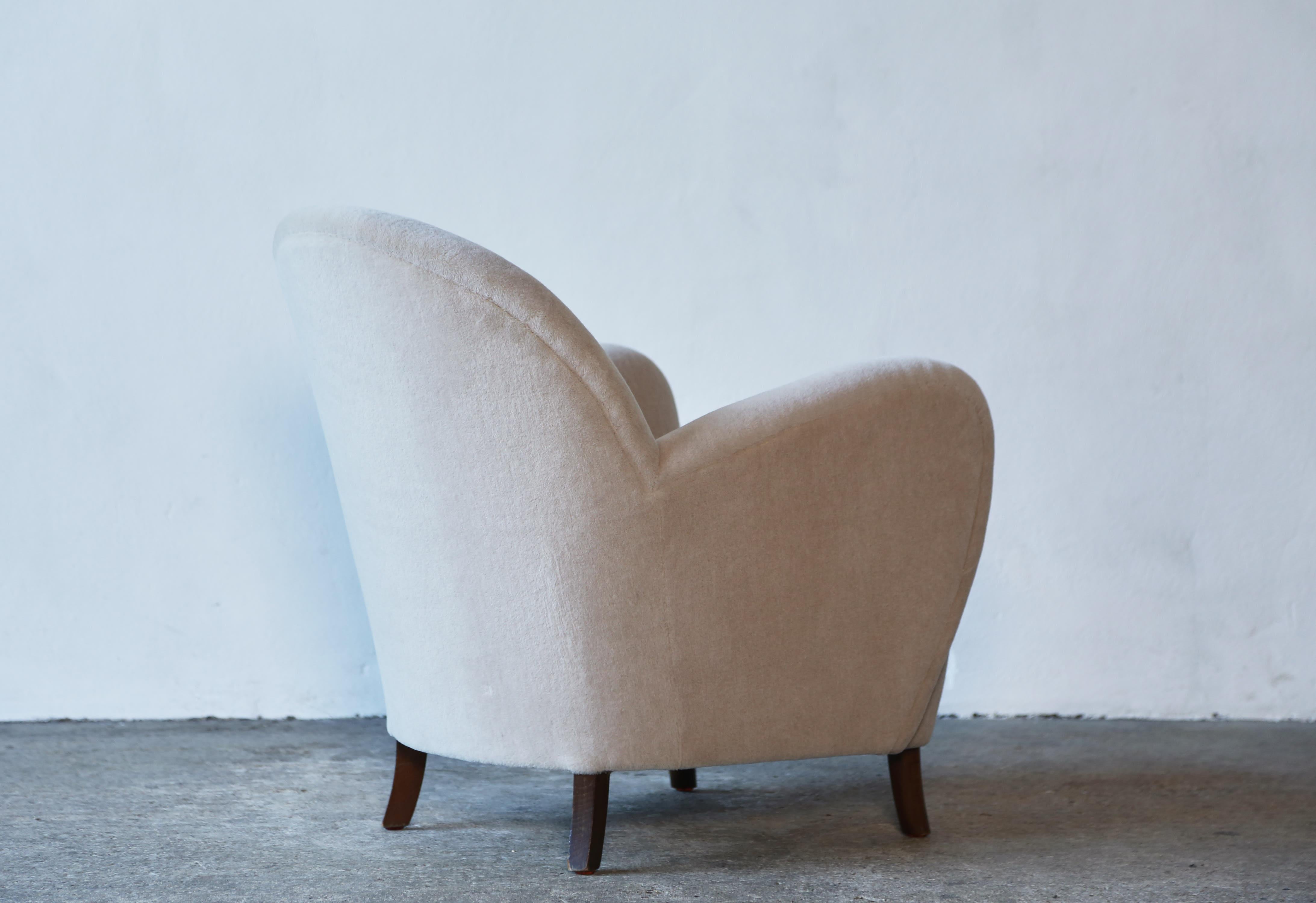 Armchair Attributed to Flemming Lassen for Georg Kofoed, Denmark, 1940s For Sale 6