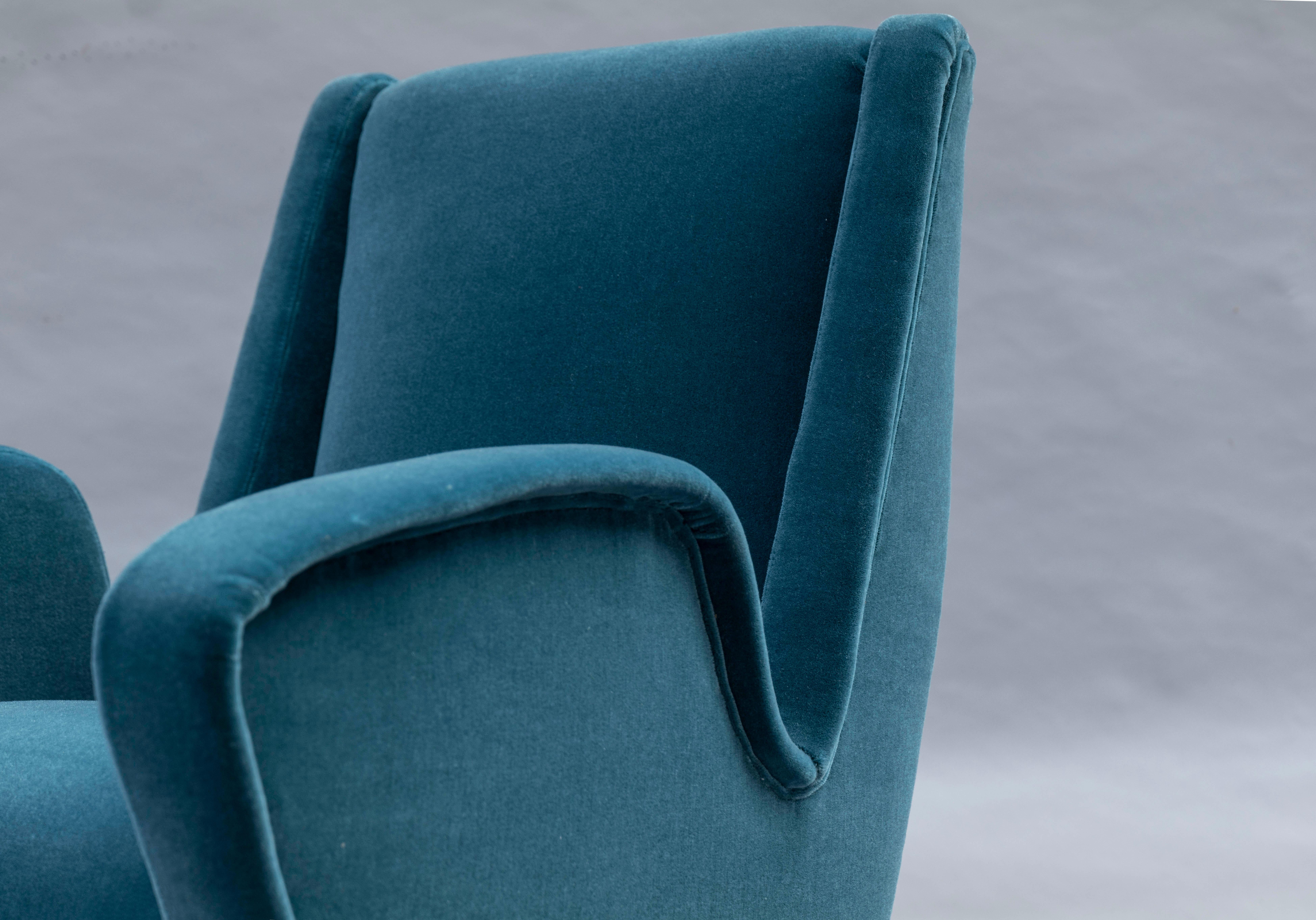 Italian Armchair Attributed To Gio' Ponti, Italy 1950s, In Pierre Frey Mohair