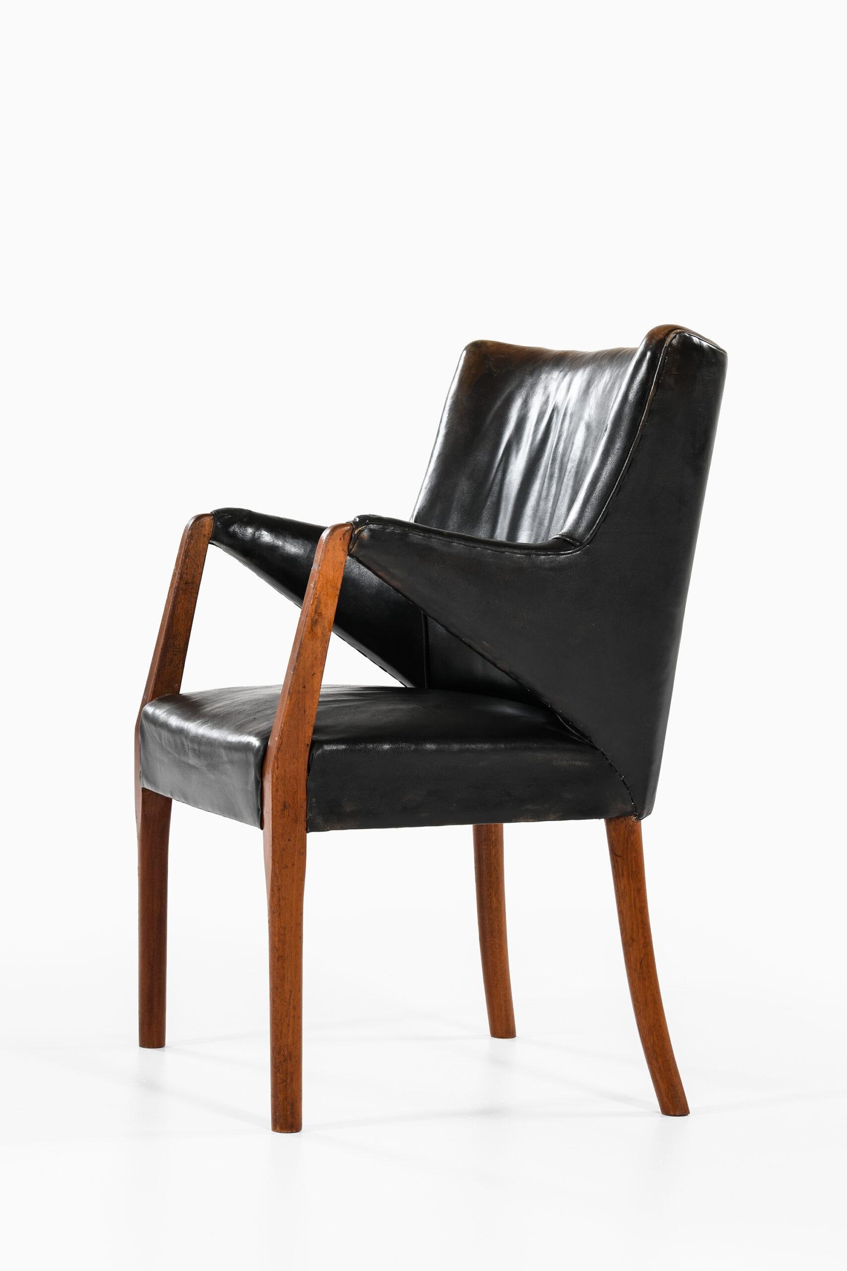 Armchair Attributed to Peter Hvidt & Orla Mølgaard-Nielsen For Sale 4