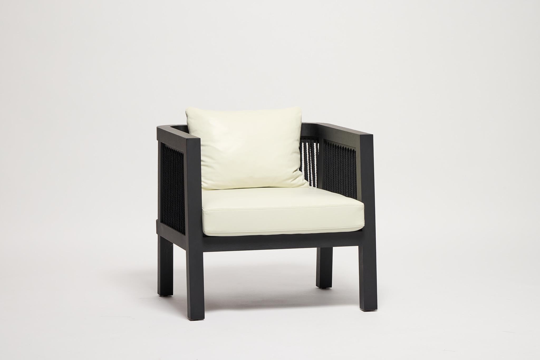 Poltrona, AUGUSTE, di Reda Amalou, 2019 - Noce In condizioni Nuovo in vendita a Paris, FR