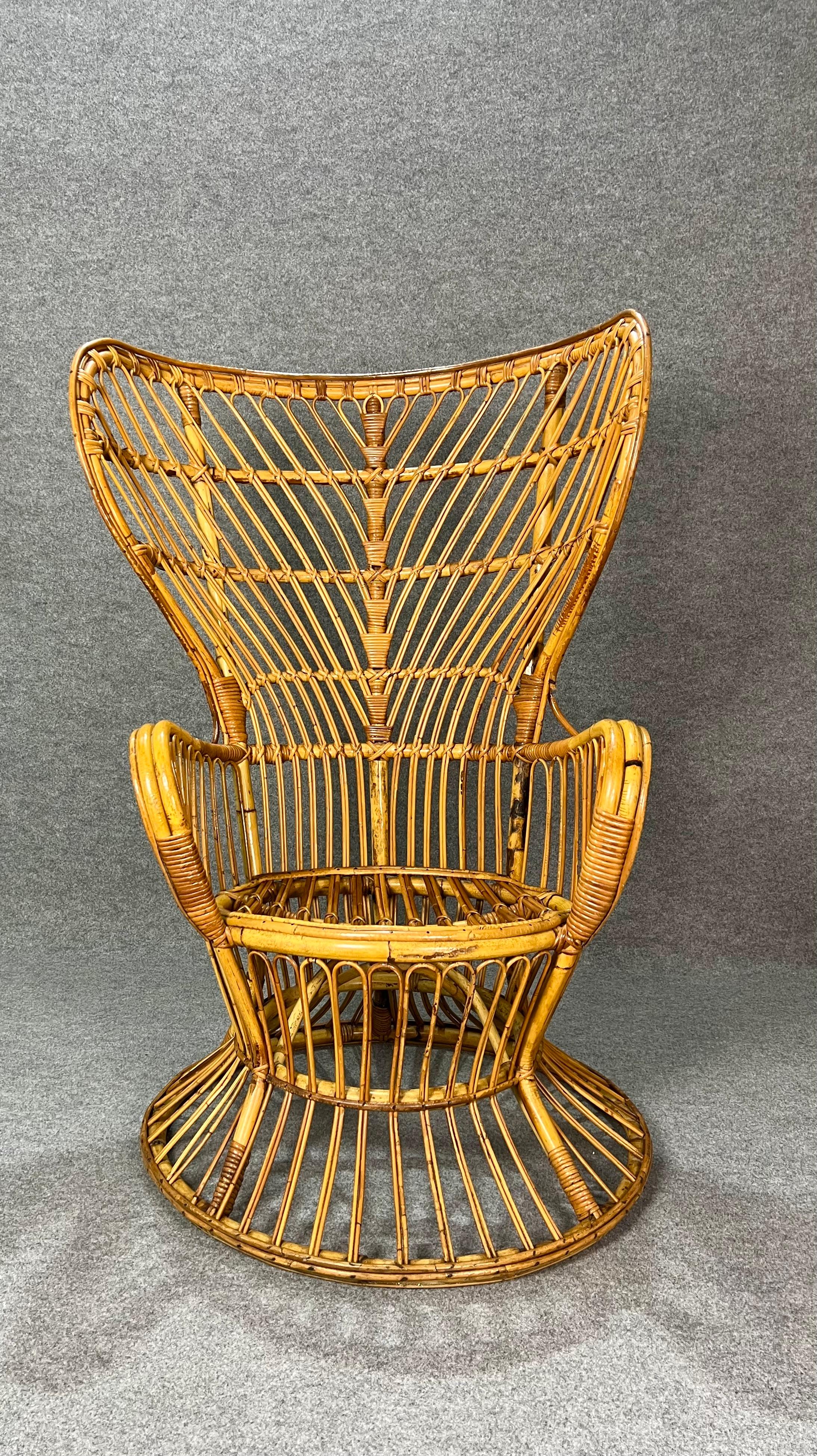 Armchair Bamboo Rattan In the Style of Gio Ponti Lio Carminati Midcentury 1950s In Good Condition For Sale In Palermo, IT