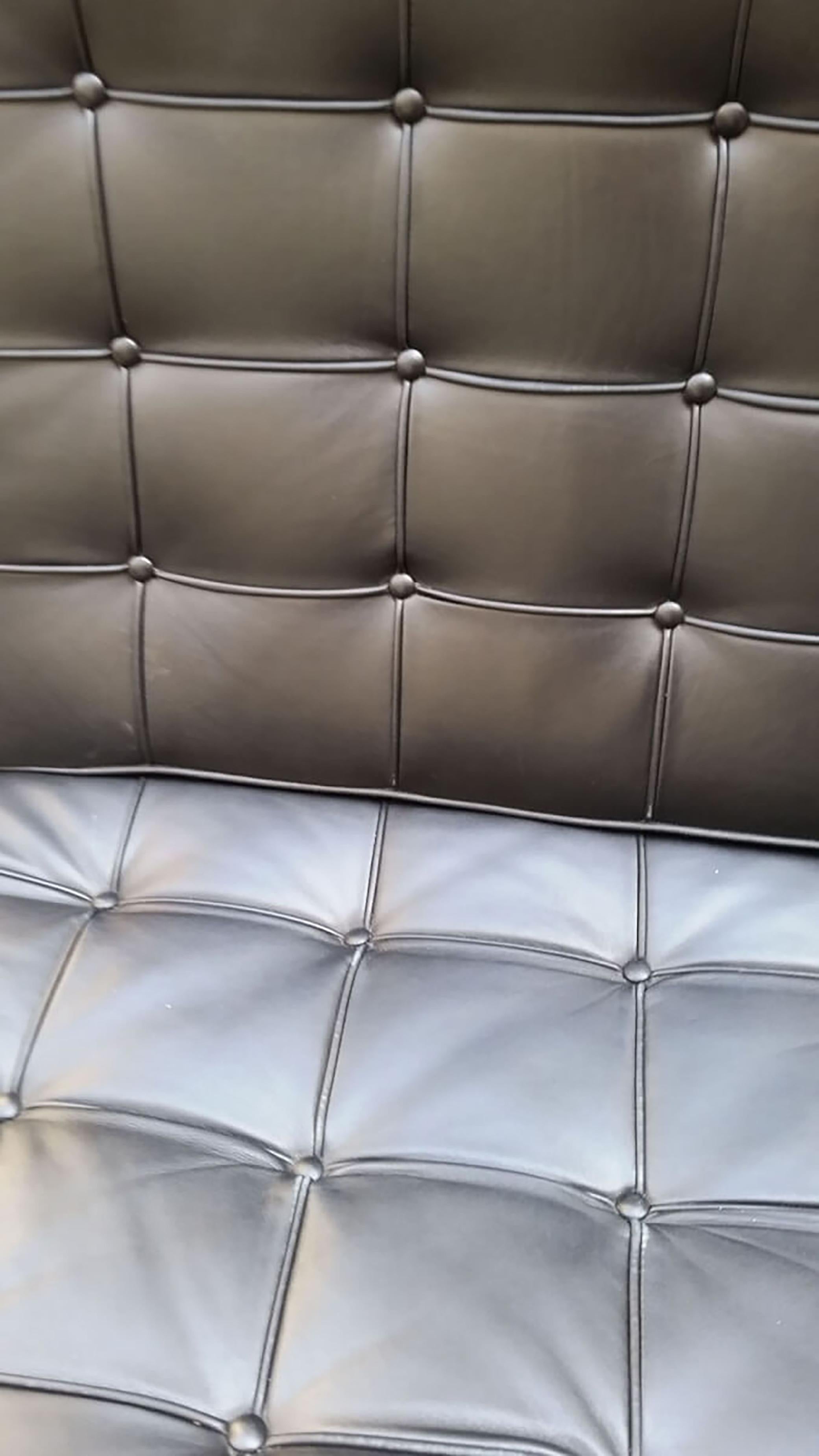 Fauteuil Barcelona de Mies Van Der Rohe, datant d'environ 2010 en vente 2