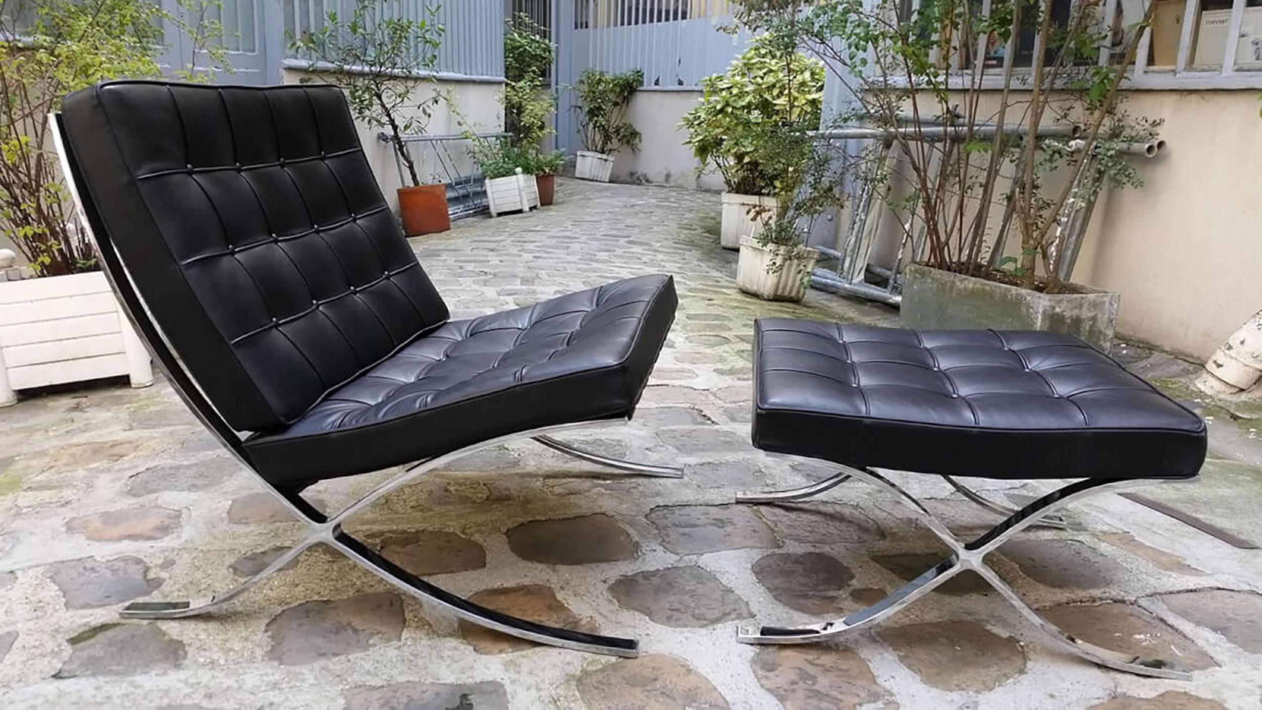 Leather Armchair Barcelona by Mies Van Der Rohe, circa 2010 For Sale