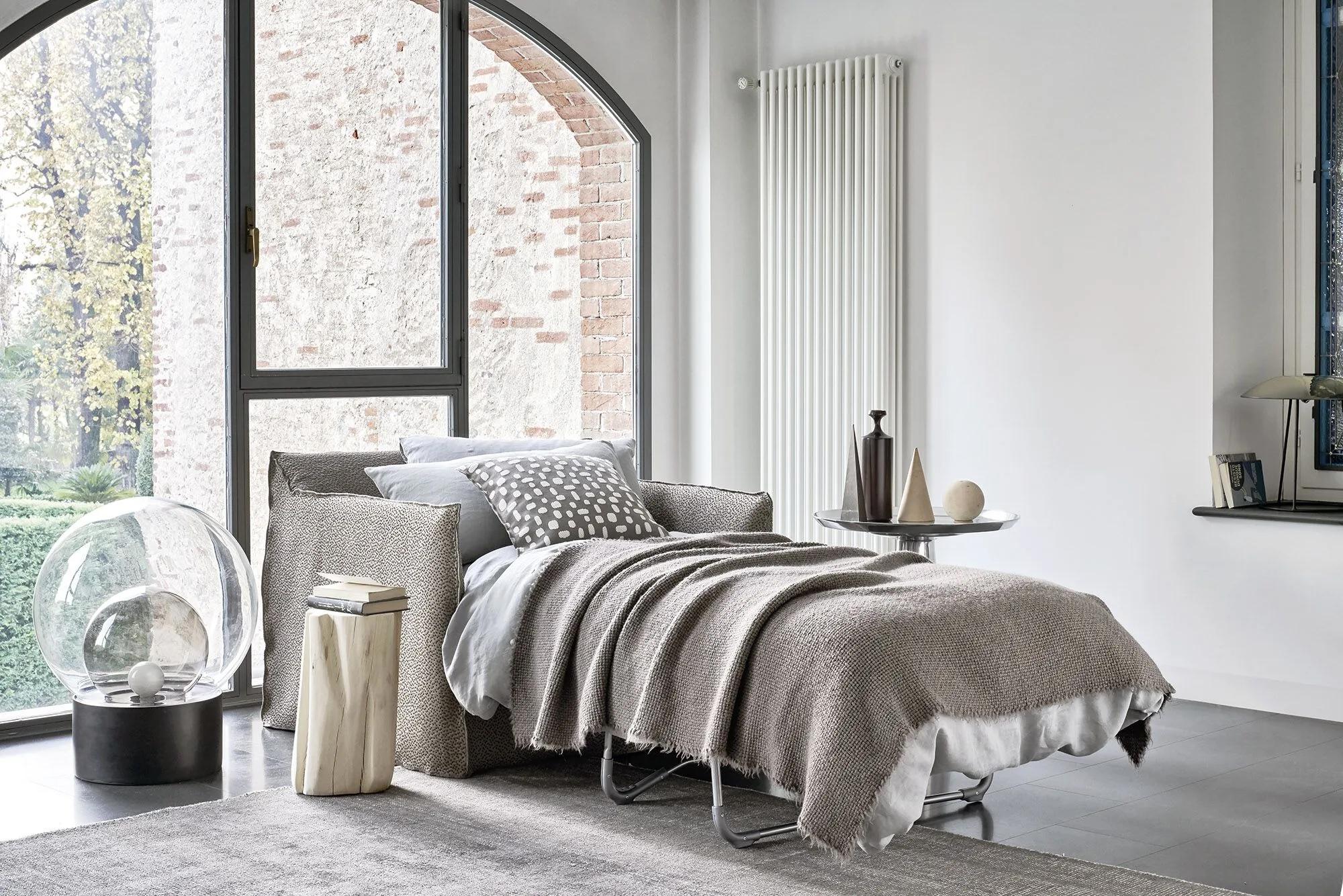 Sessel Bett Gervasoni Ghost 11 Entwurf Paola Navone im Angebot 1