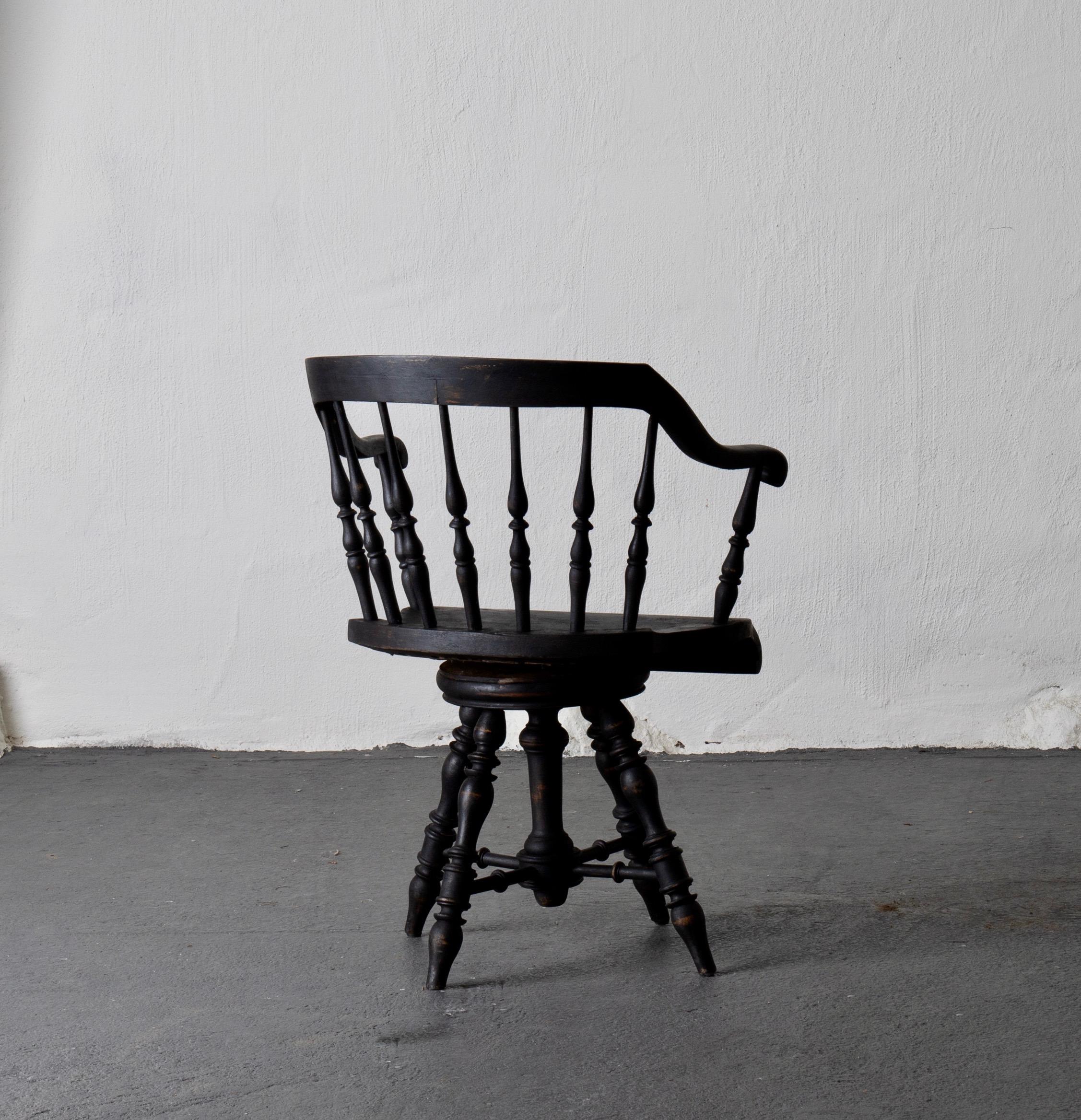 Suédois Fauteuil, chaise noire Capitaine suédois XIXe siècle Suède  en vente