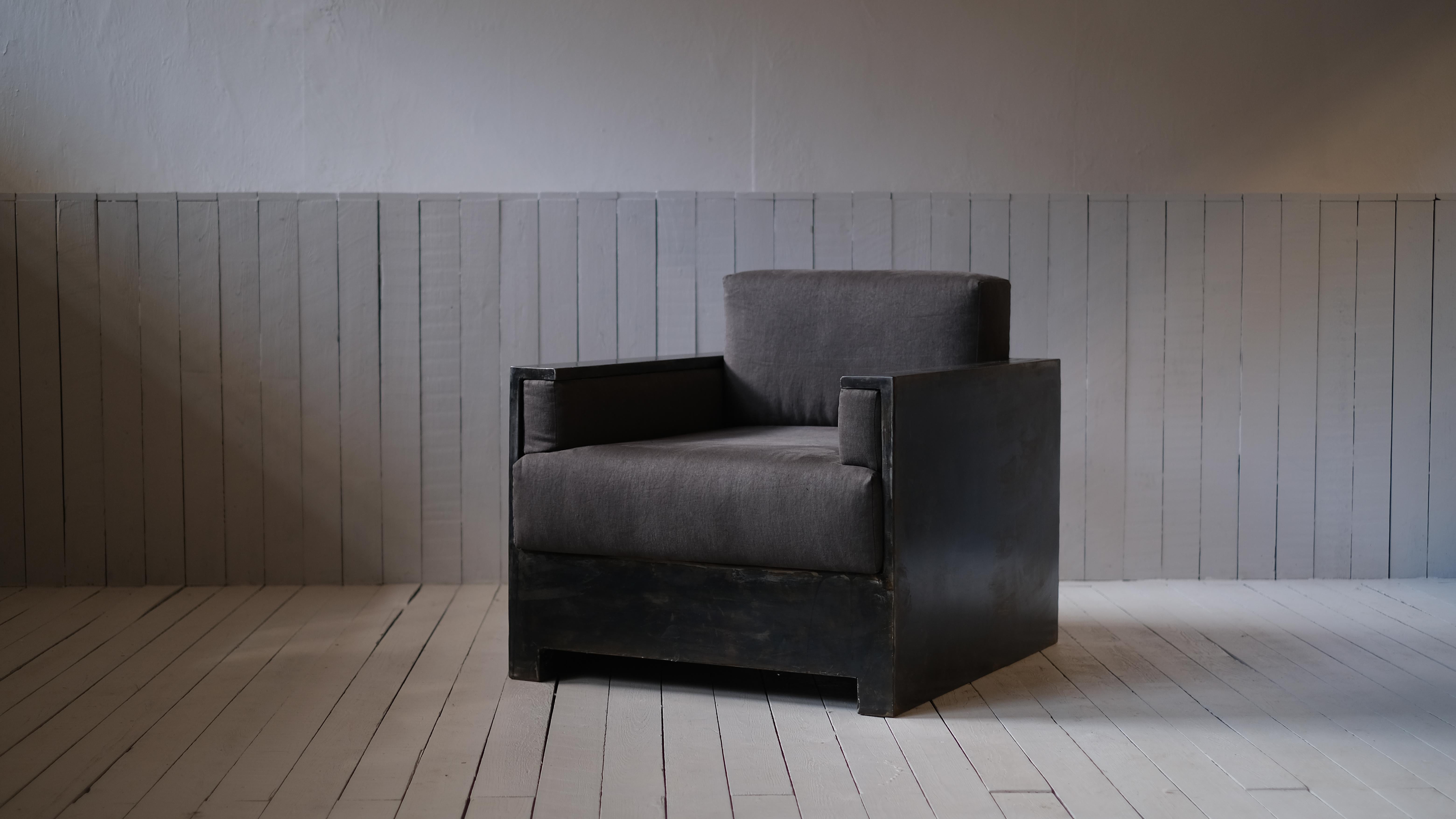 Armchair by Arno Declercq In New Condition For Sale In Geneve, CH