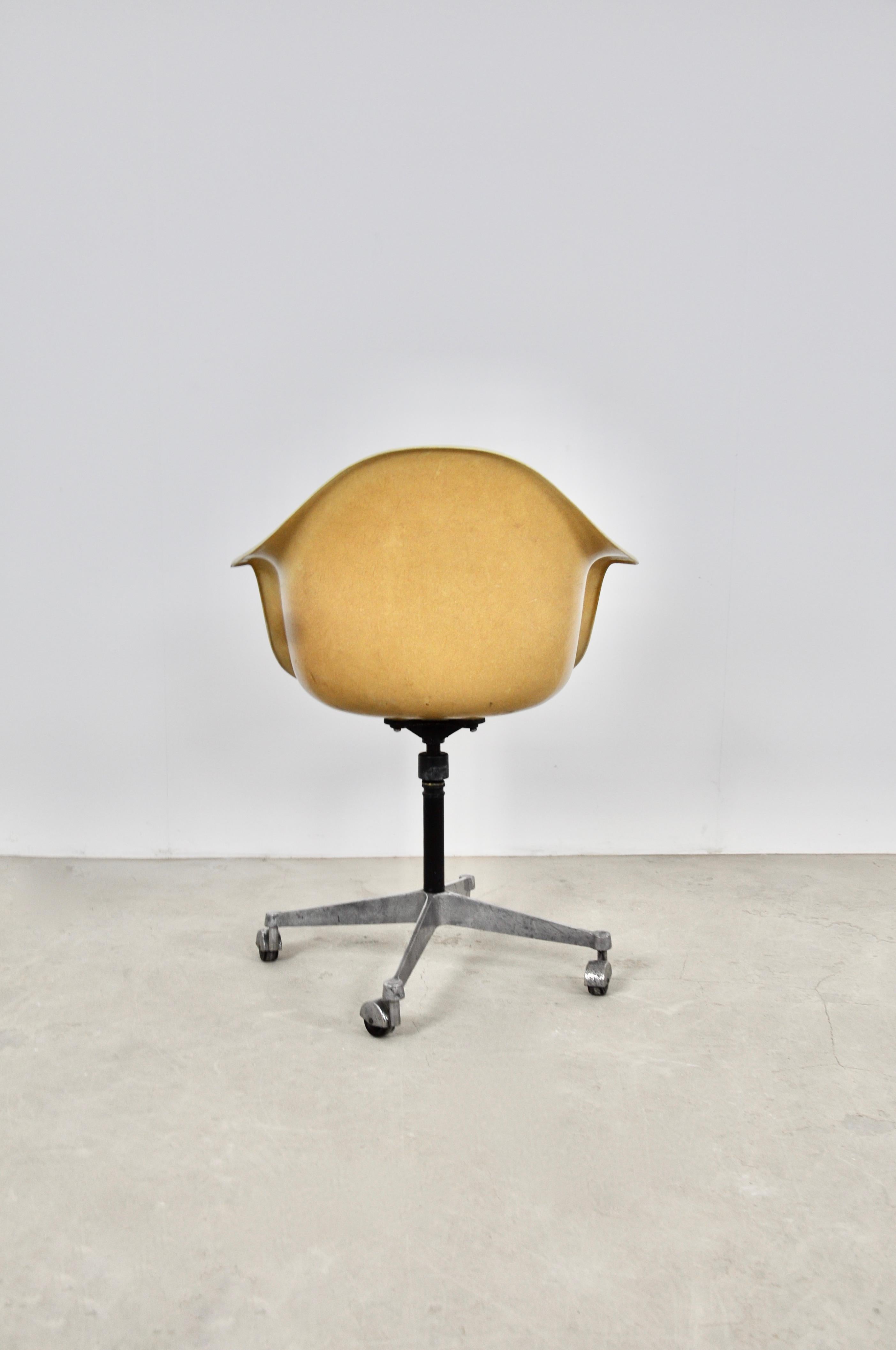 Central American Armchair by Charles and Ray Eames for Herman Miller, 1970s