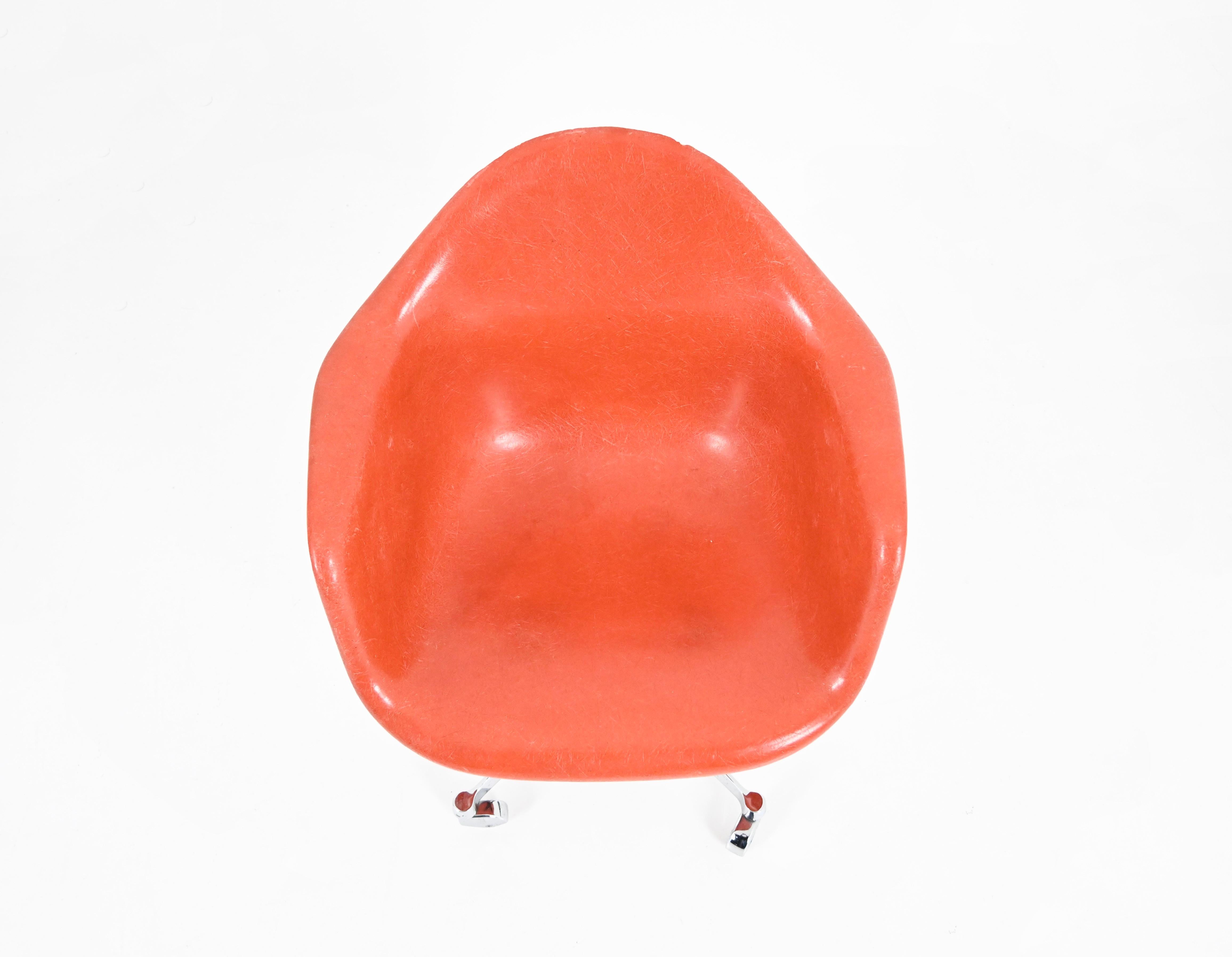 Metallo Armchair by Charles and Ray Eames for Herman Miller, 1970s in vendita