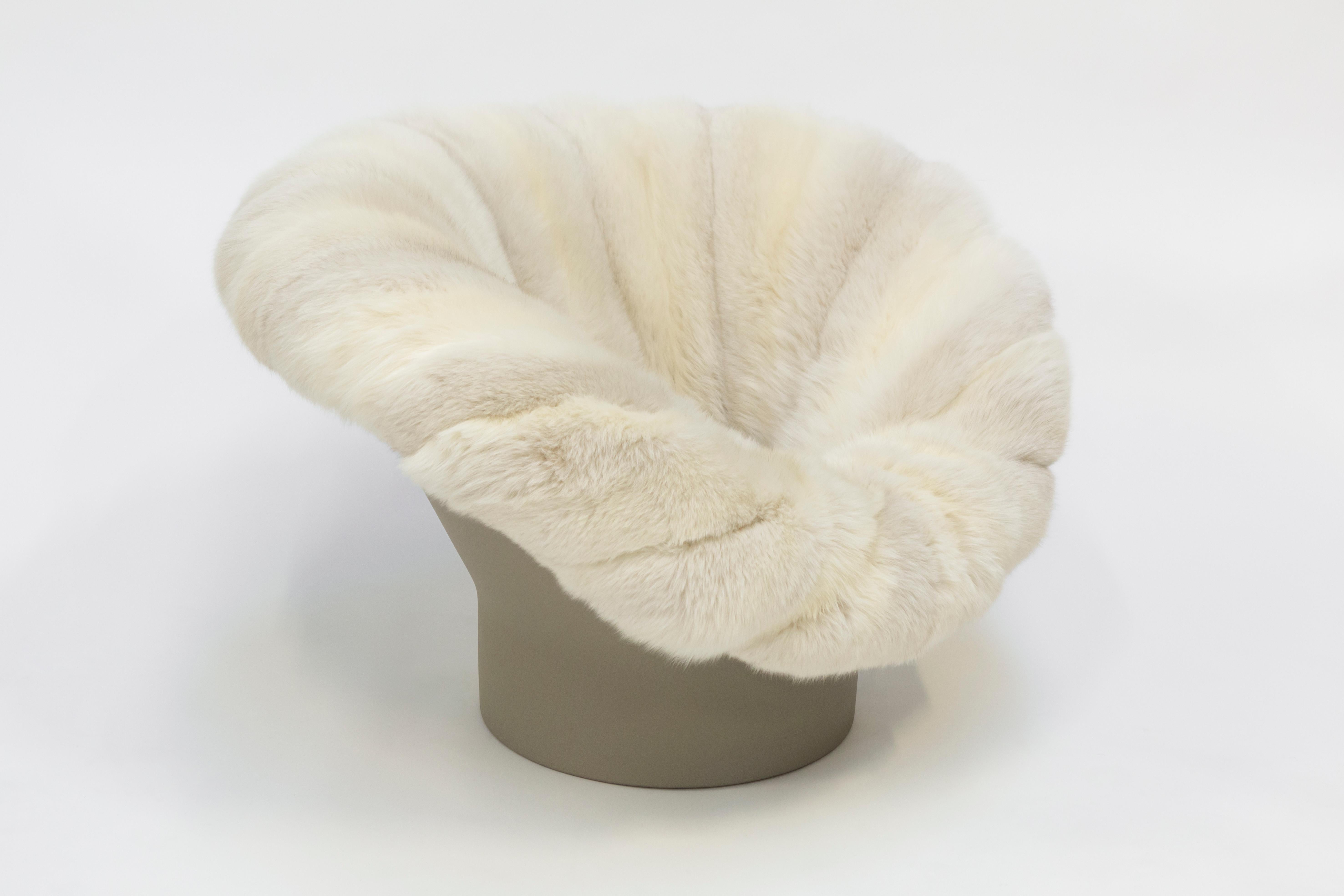 Dialoghi Mimetici collection by Draga&Aurel:

Upholstery in second-hand fox fur.  Fiberglass Structure - matt painted  (velvet effect) .

Color white, size cm: L 90, W 100, H 70.
Please note that our prices exclude VAT. VAT may need to be added to