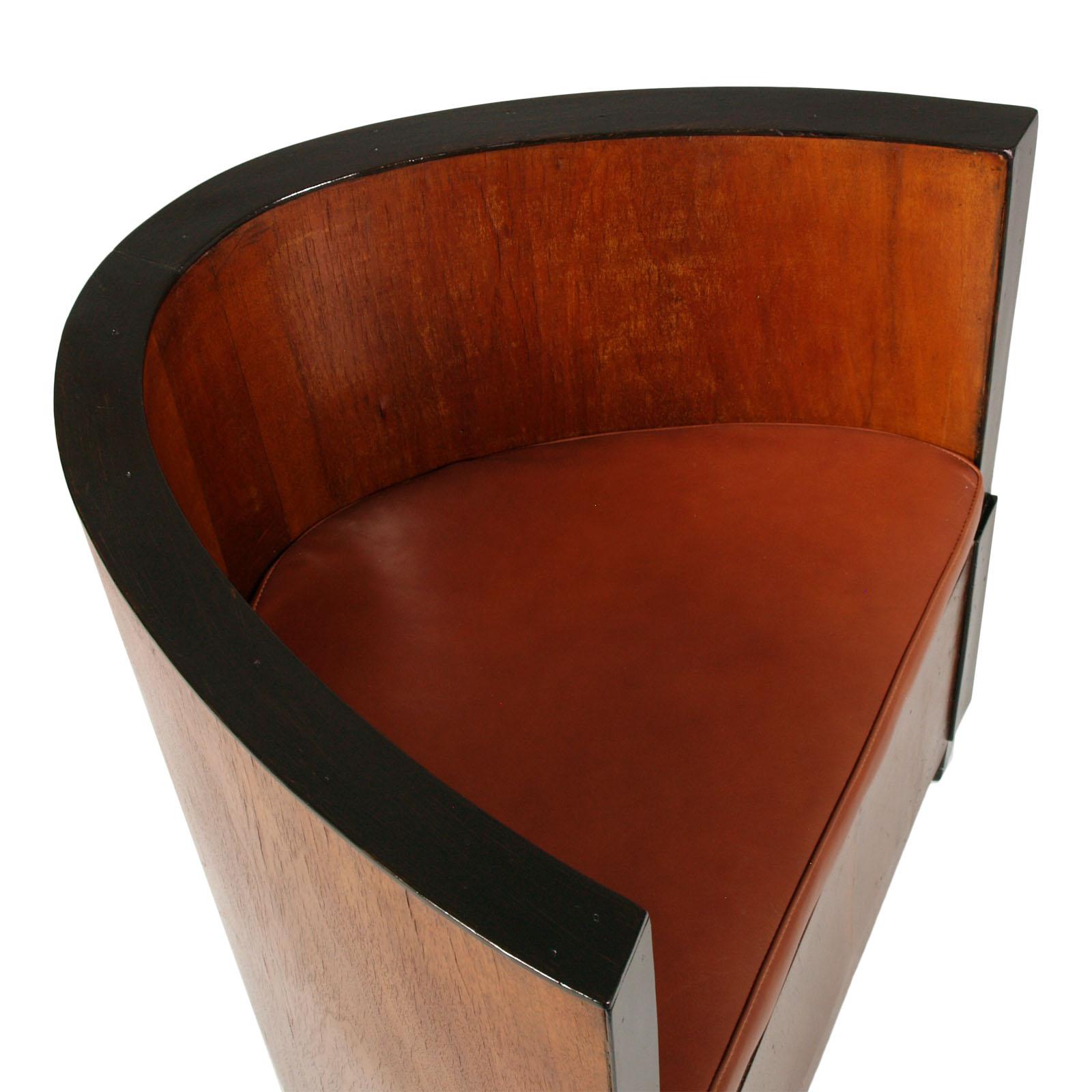 Art Deco Armchair by Gino Maggioni for Atelier Borsani Varedo New Leather Upholstered For Sale