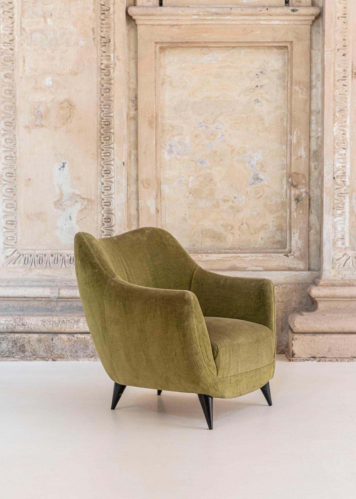 Very elegant armchair designed by Giulia Veronesi for Isa.