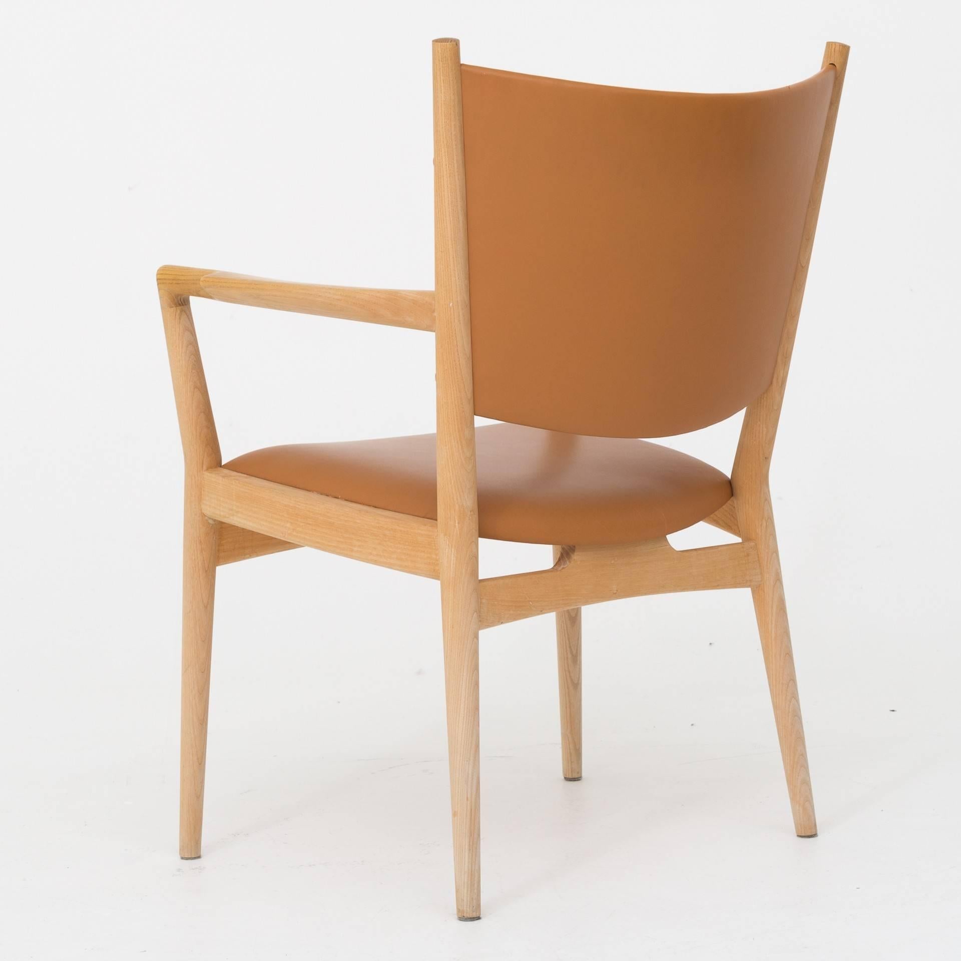 PP 240, armchair in ash with seat in brown leather. Maker PP furniture.