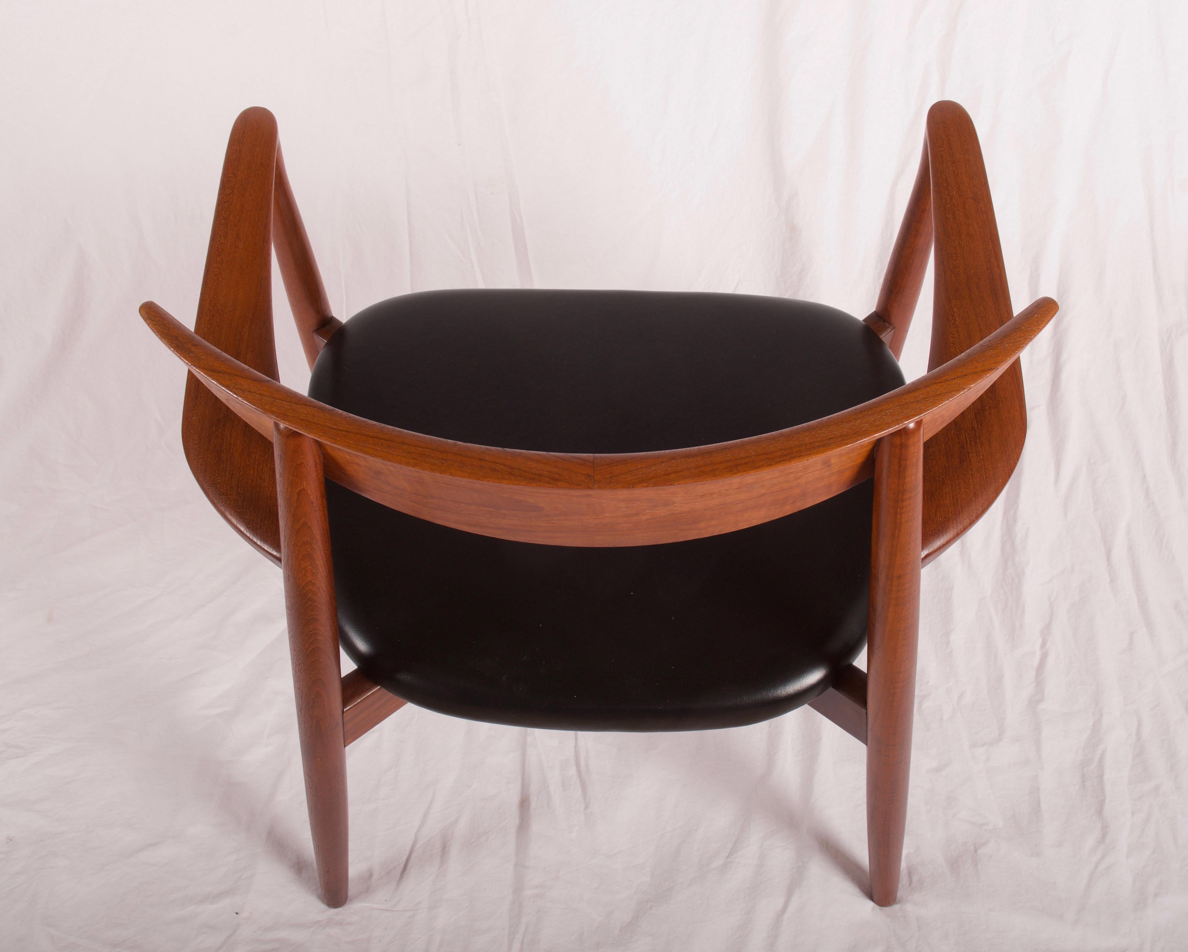 Armchair by Harry Østergaard, Denmark, Early 1960s In Excellent Condition For Sale In Vienna, AT