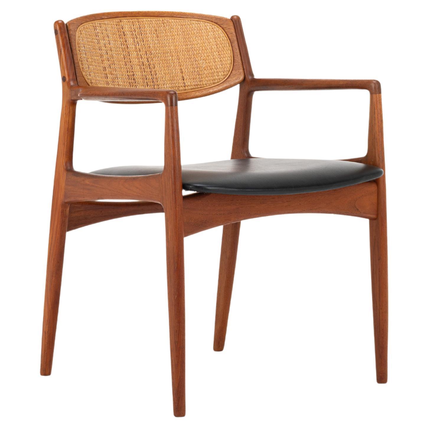 Poltrona di Ib Kofod-Larsen per Christian Linnebergs Mobelfabrik, Danimarca 1960