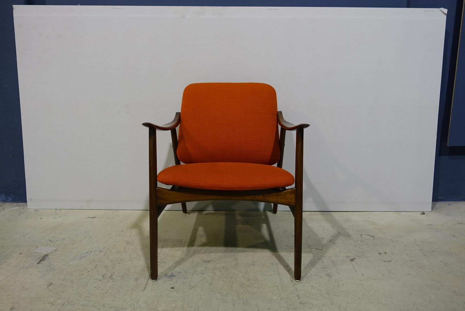 An Altamira armchair by José Cruz de Carvalho produced in Portugal in the 1960s. Made from Undianuno wood.
 