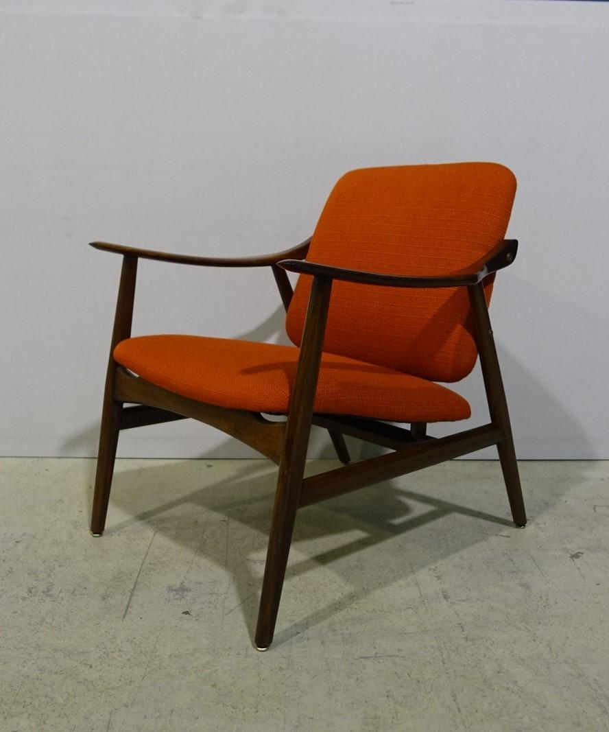 Armchair by José Cruz de Carvalho for Altamira, 1960s (Moderne der Mitte des Jahrhunderts)