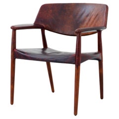 Fauteuil Larsen et Madsen en cuir et bois par W. Beck, Danemark, 1950