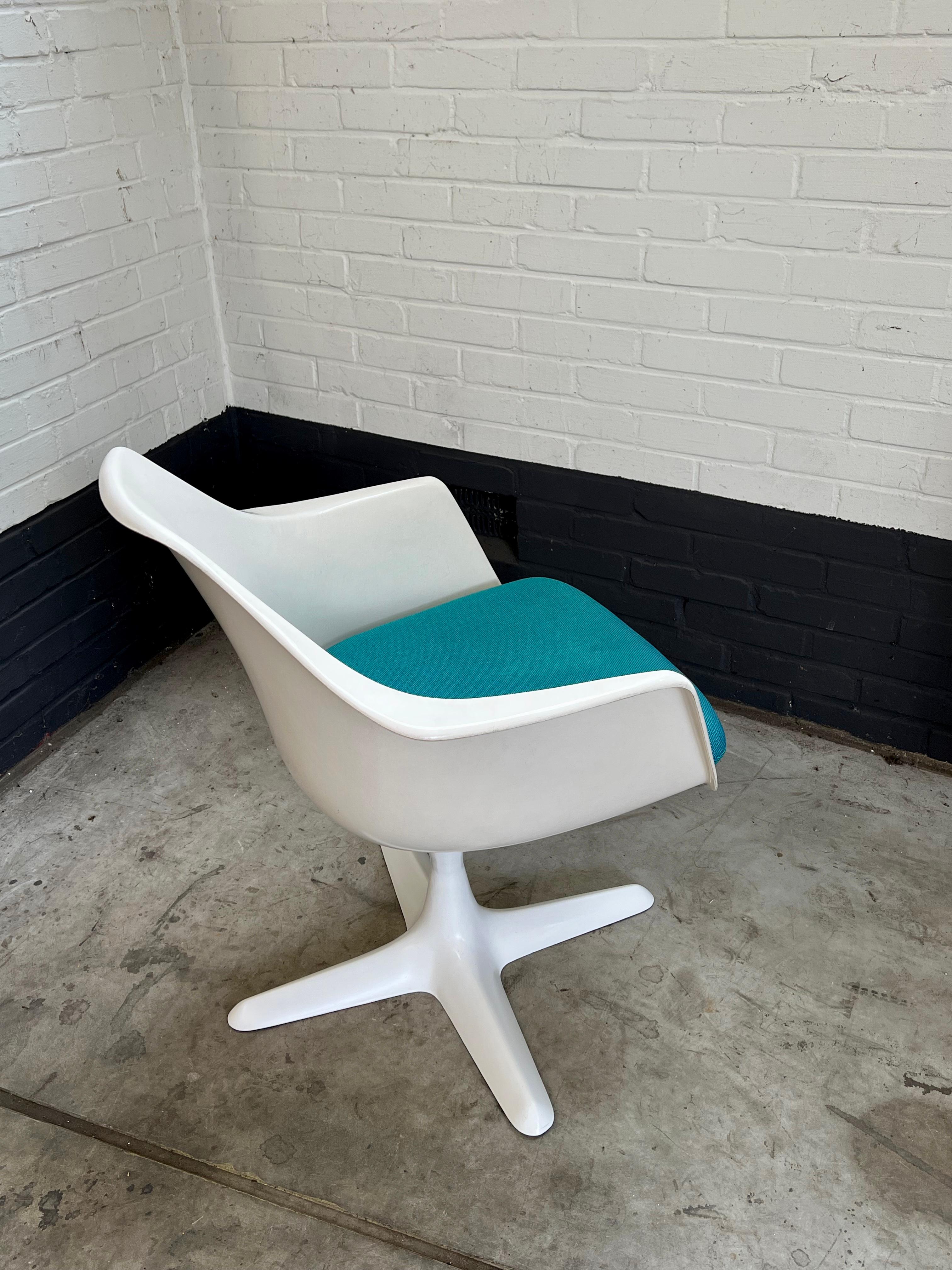 Armchair by Maurice Burke for Arkana, 1960 In Good Condition For Sale In Amstelveen, NL