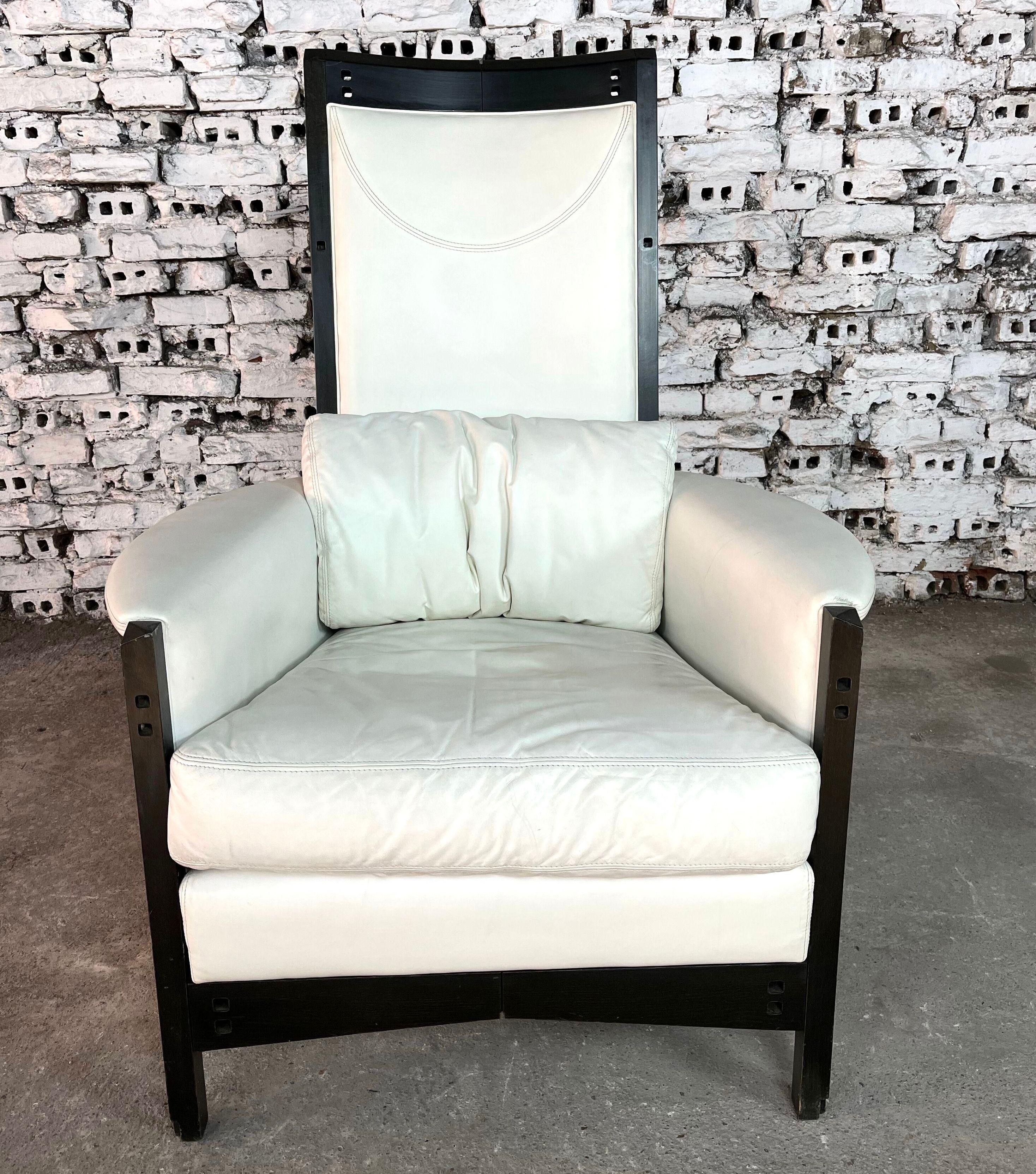 Dimensions: H 45.6” x W 33.3” x SD 26.3” x SH 17.7”

Art Deco high back Peggy Galaxy armchair by Umberto Asnago for Giorgetti, upholstered in original white leather.

Please see our other listings for ideas and matching pieces.

Condition: Vintage