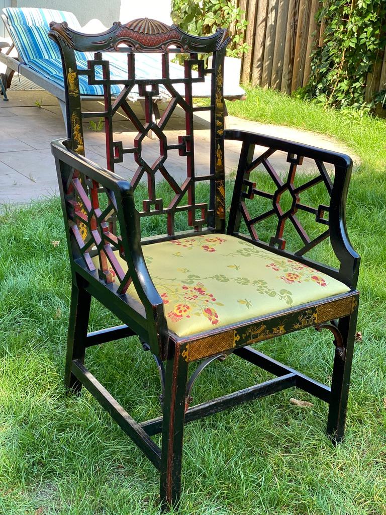 Fin du siècle, 19th century armchair in Black Asian, Japanned, Chinoiserie, Brighton Chippendale.
With laquer paintings of landscape, farmers, fishers, pavillion. 
Upholstered in a Rue du Mail Paris silk lampas in gold-yellow, red and green by