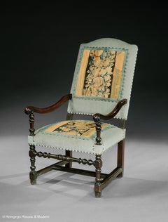 Fauteuil commémoratif en noyer Folk Initialed JFP dFP Tapisserie d'Aubusson française