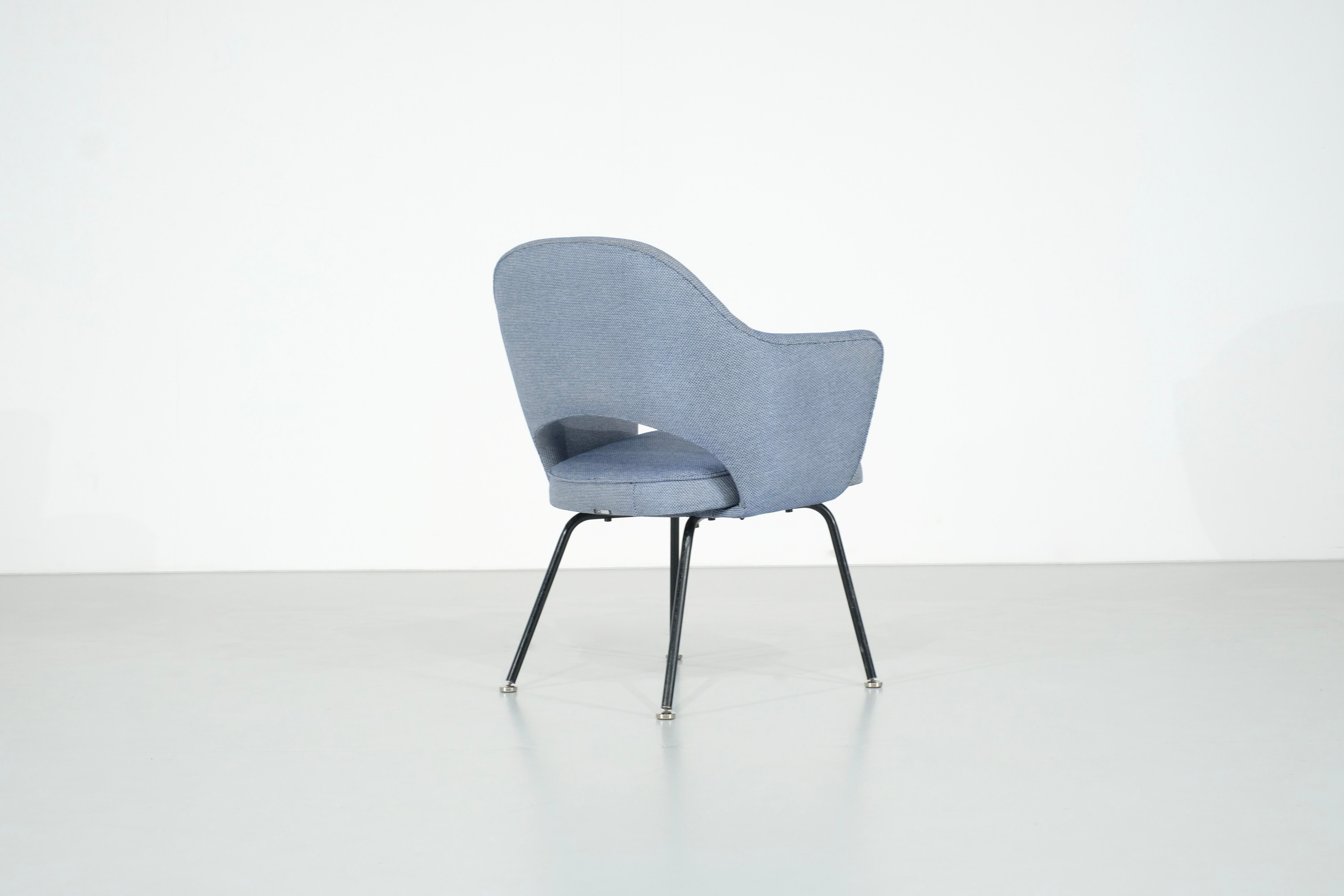 Fauteuil Conference d'Eero Saarinen produit par Knoll pour IBM, USA 1957. en vente 3