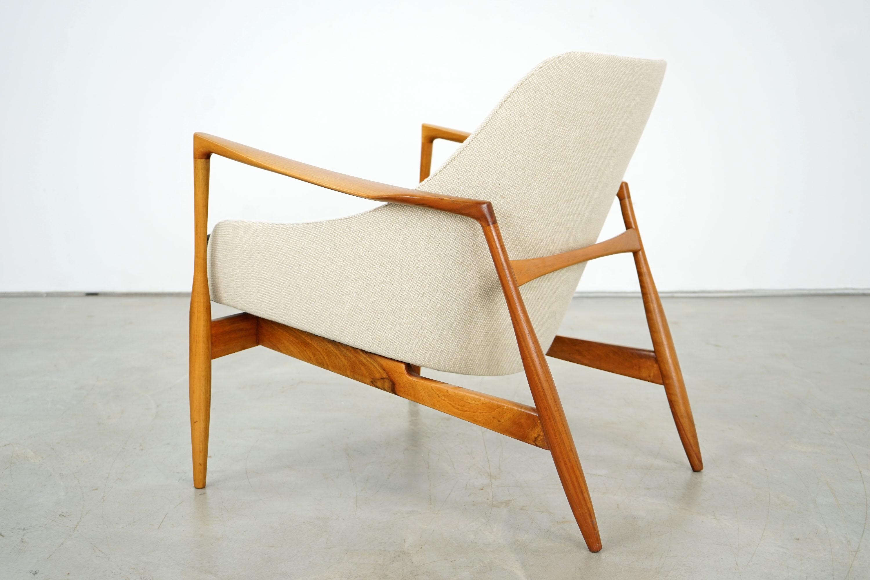 Mid-20th Century Lounge Chair 