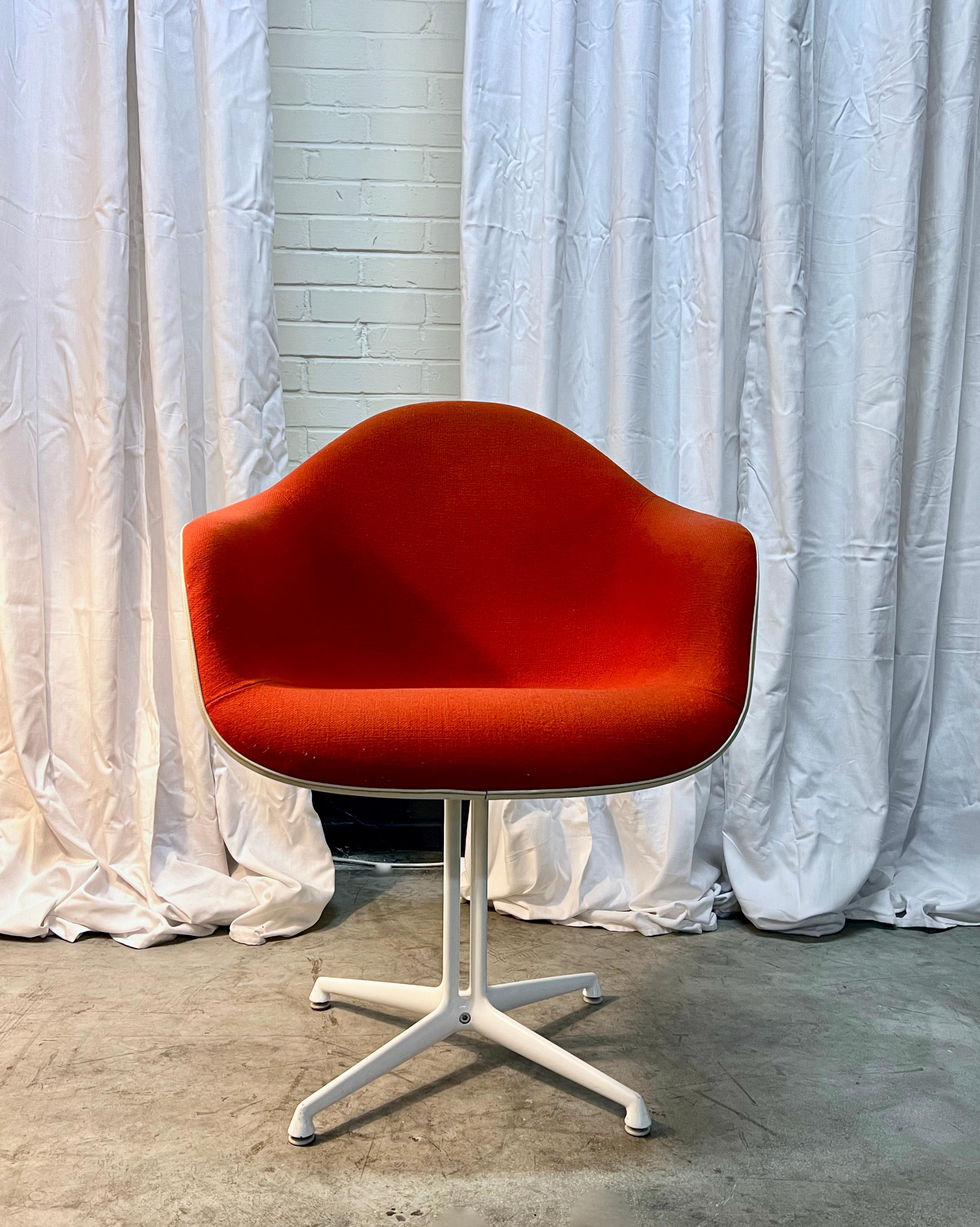 Armchair DAL La Fonda by Eames for Vitra, 1960 In Good Condition In Amstelveen, NL