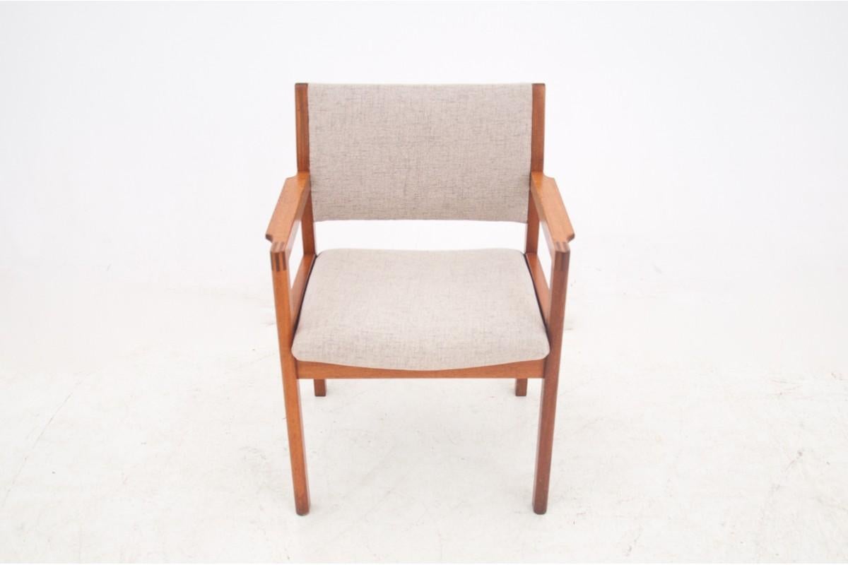 Scandinavian Modern Armchair, Danish design, 1960s. For Sale