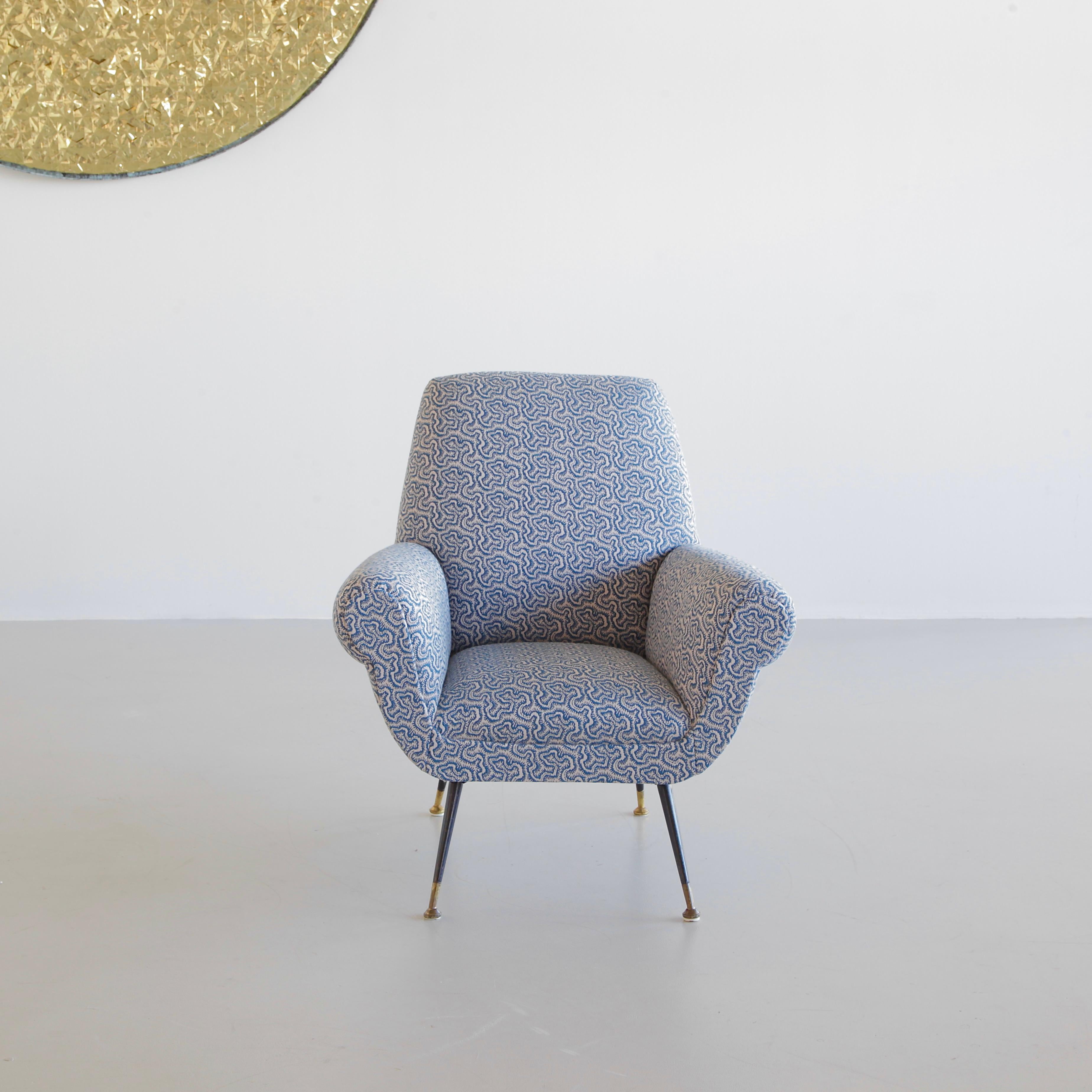 Armchair Designed by Gigi Radice for Minotti In Excellent Condition In Berlin, Berlin