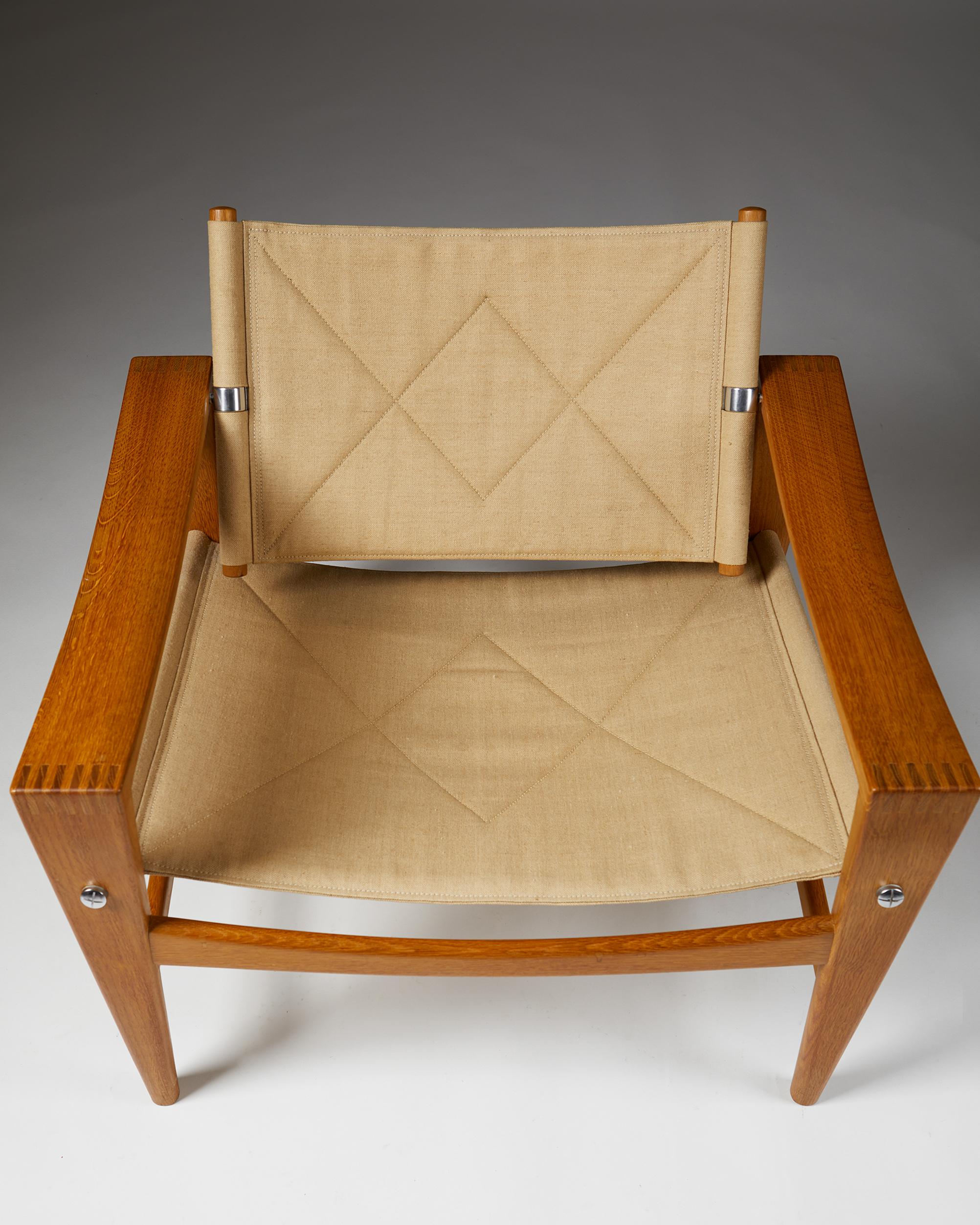 Armchair Designed by Hans J. Wegner for Johannes Hansen, Denmark, 1950's For Sale 3