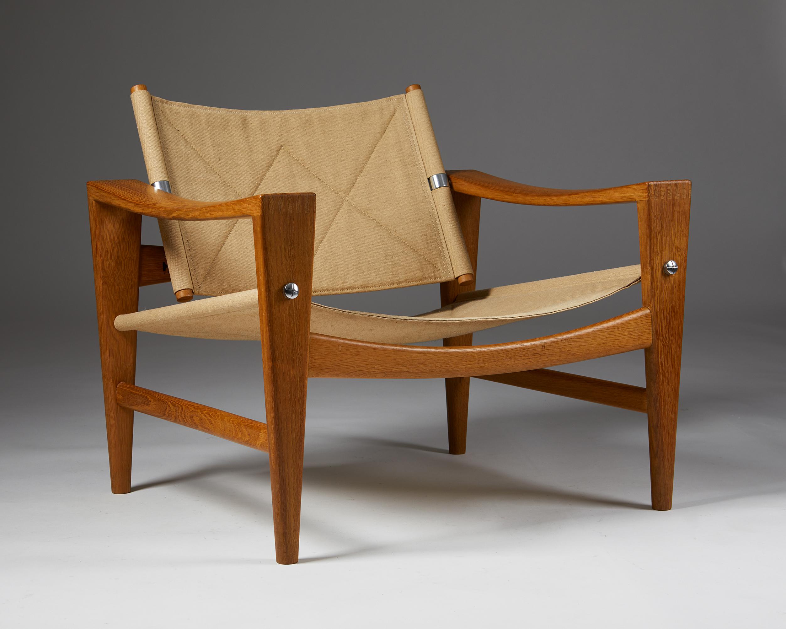 Mid-Century Modern Armchair Designed by Hans J. Wegner for Johannes Hansen, Denmark, 1950's For Sale