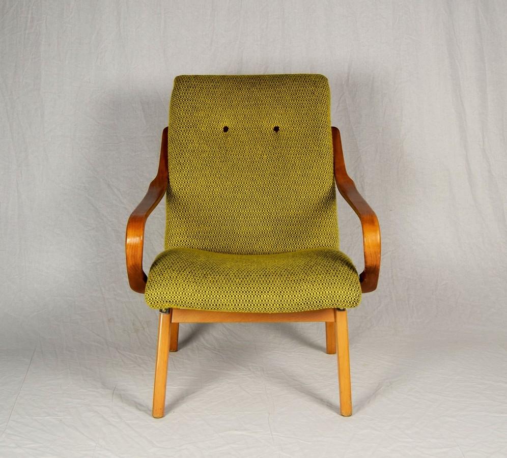 - Made in Czechoslovakia
- Made of beechwood, fabric
- Designer: Jaroslav Šmídek
- Maker Ton
- Good, original condition.