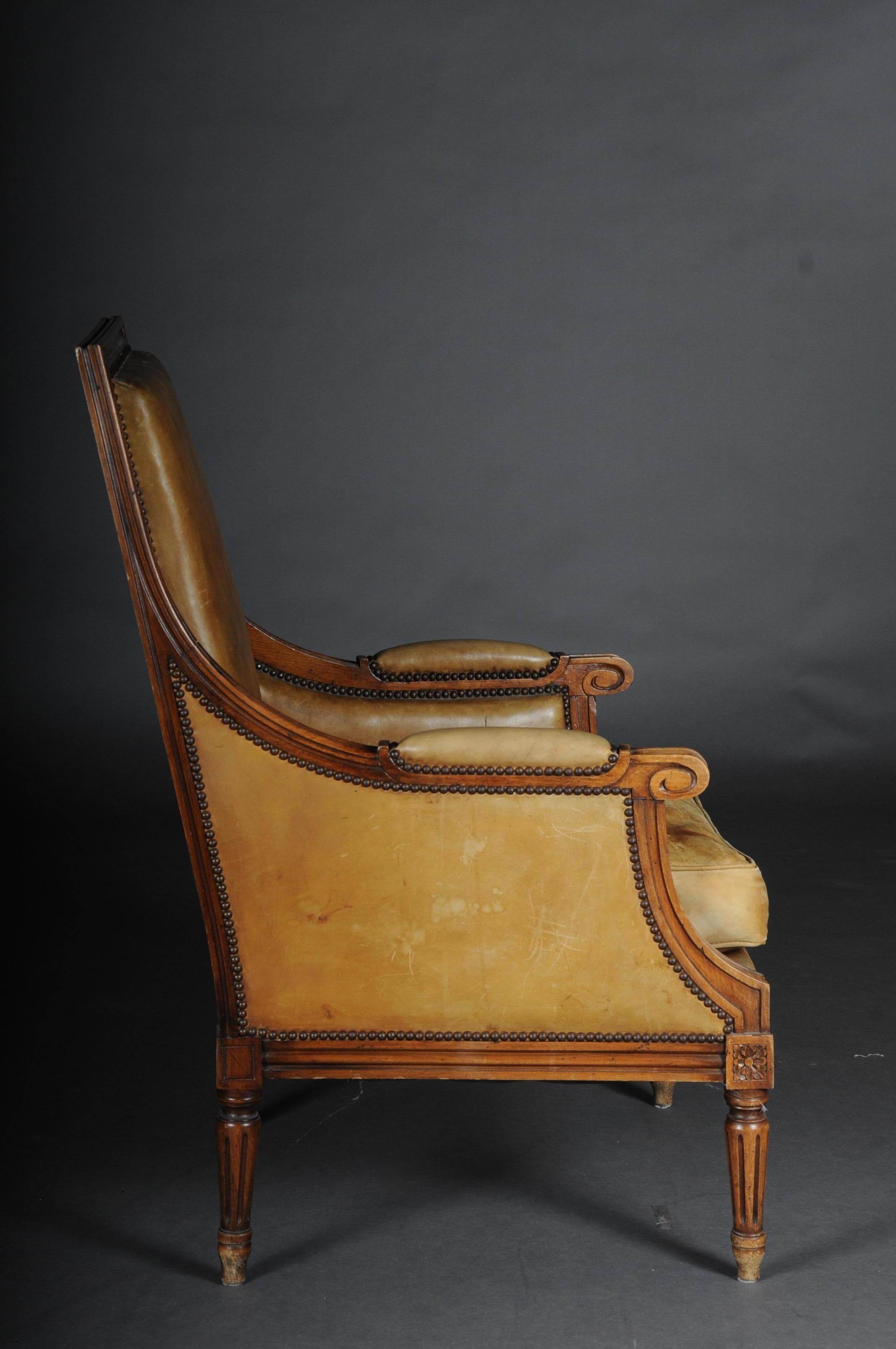 Armchair English Leather from, 19th Century Mahogany For Sale 1