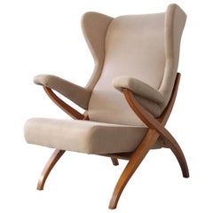 Sillón "Fiorenza" diseñado por Franco Albini en 1952 para Arflex, Italia.