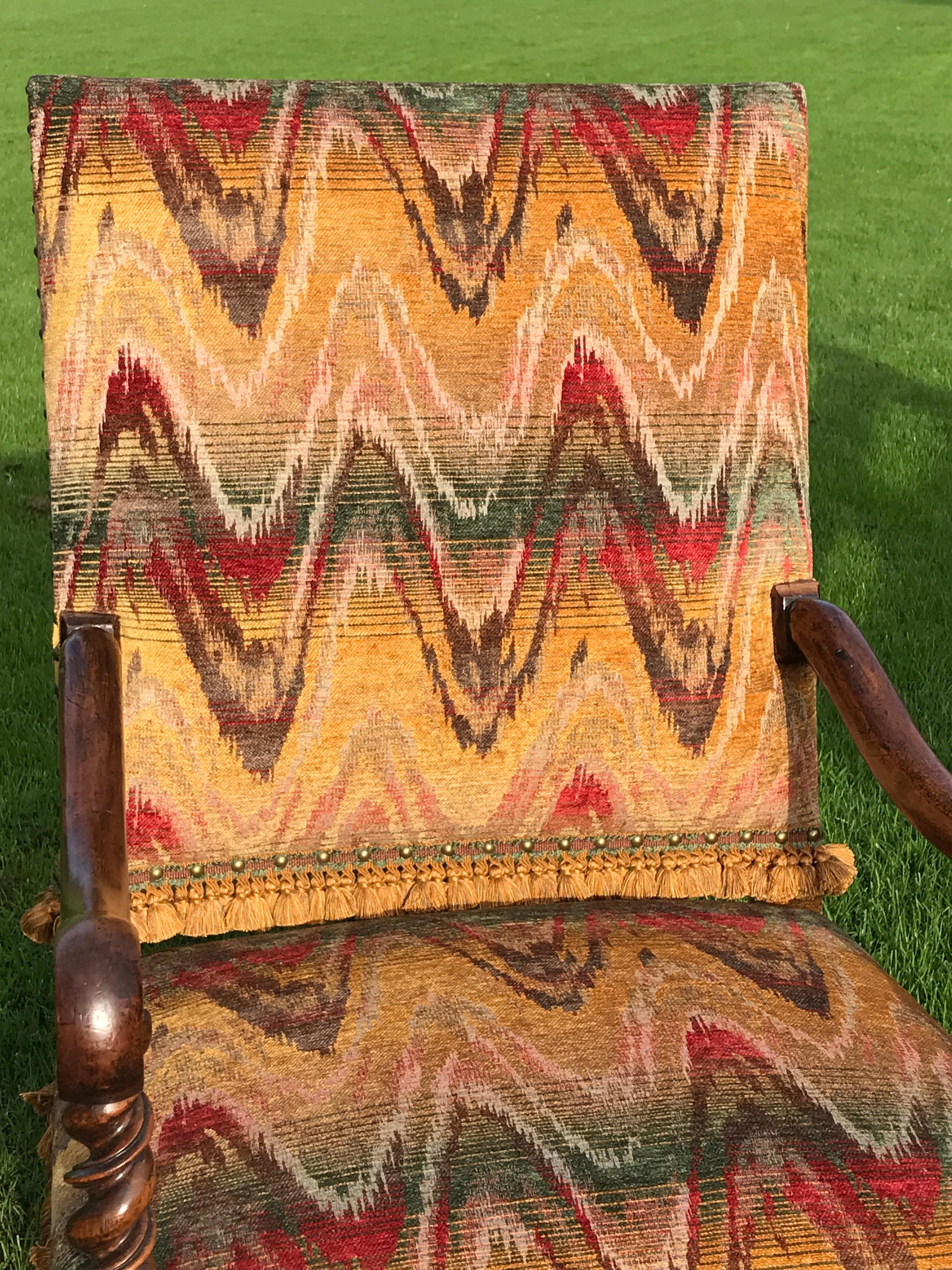 Armlehnstuhl, Flemish Nussbaum gepolstert Bargello Scroll Arm Barley twist Barock im Angebot 5