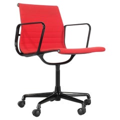 Armchair for " EA 117 " Charles Ray Eames for ICF USA 1969.