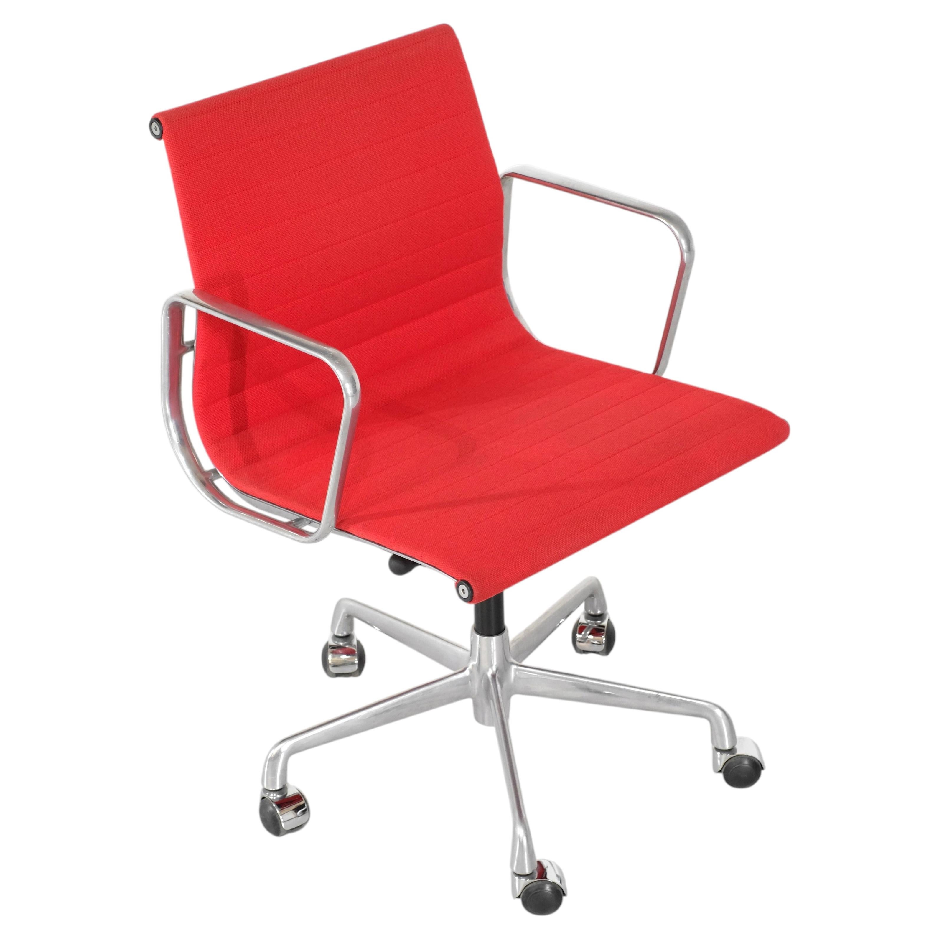 Fauteuil pour " EA 117 " Charles and Ray Eames pour ICF, USA 1969. en vente