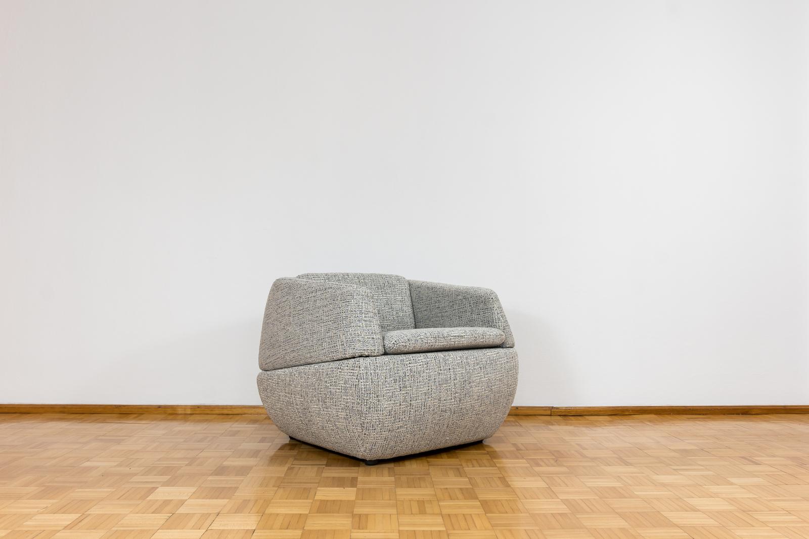 Mid-Century Modern Customizable Space Age Lounge Chair From Lubuskie Fabryki Mebli, 1970s For Sale