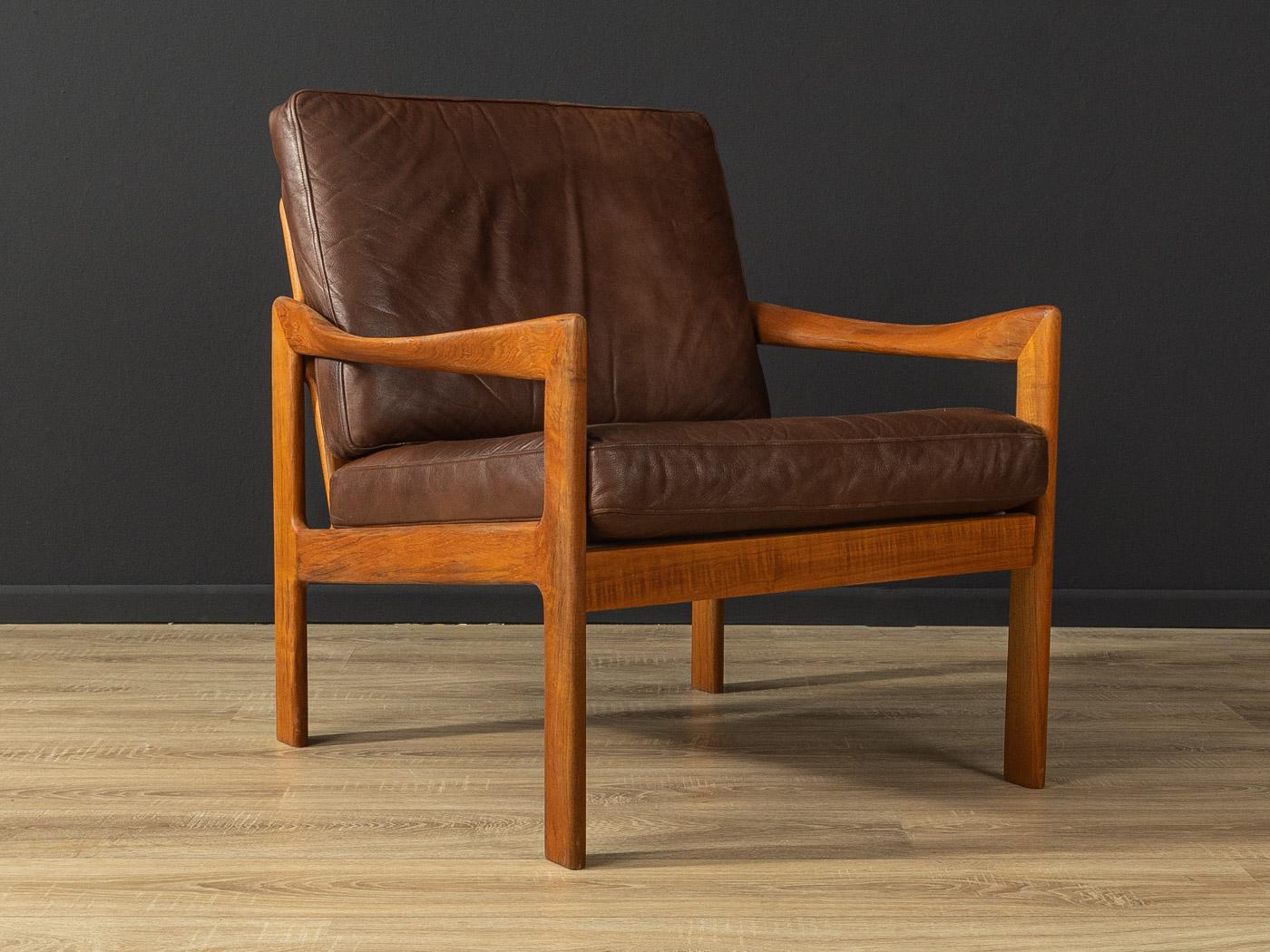 Mid-Century Modern Armchair from the 1960s Designed by Illum Wikkelsø, Made in Denmark For Sale