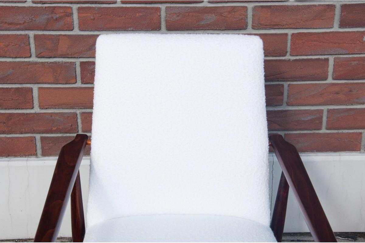 Mid-20th Century Armchair from the 1960s, model 300-190, designed by H. Lis, Poland. For Sale