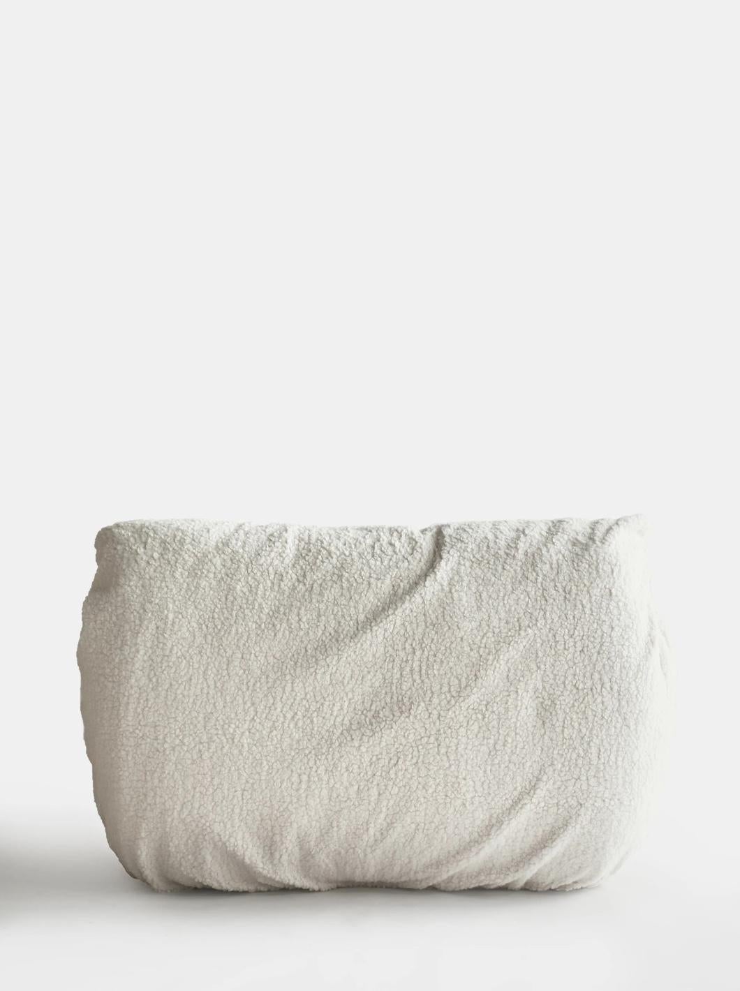 Italian Armchair Gervasoni Nuvola 09 design Paola Navone - Bear Polar For Sale